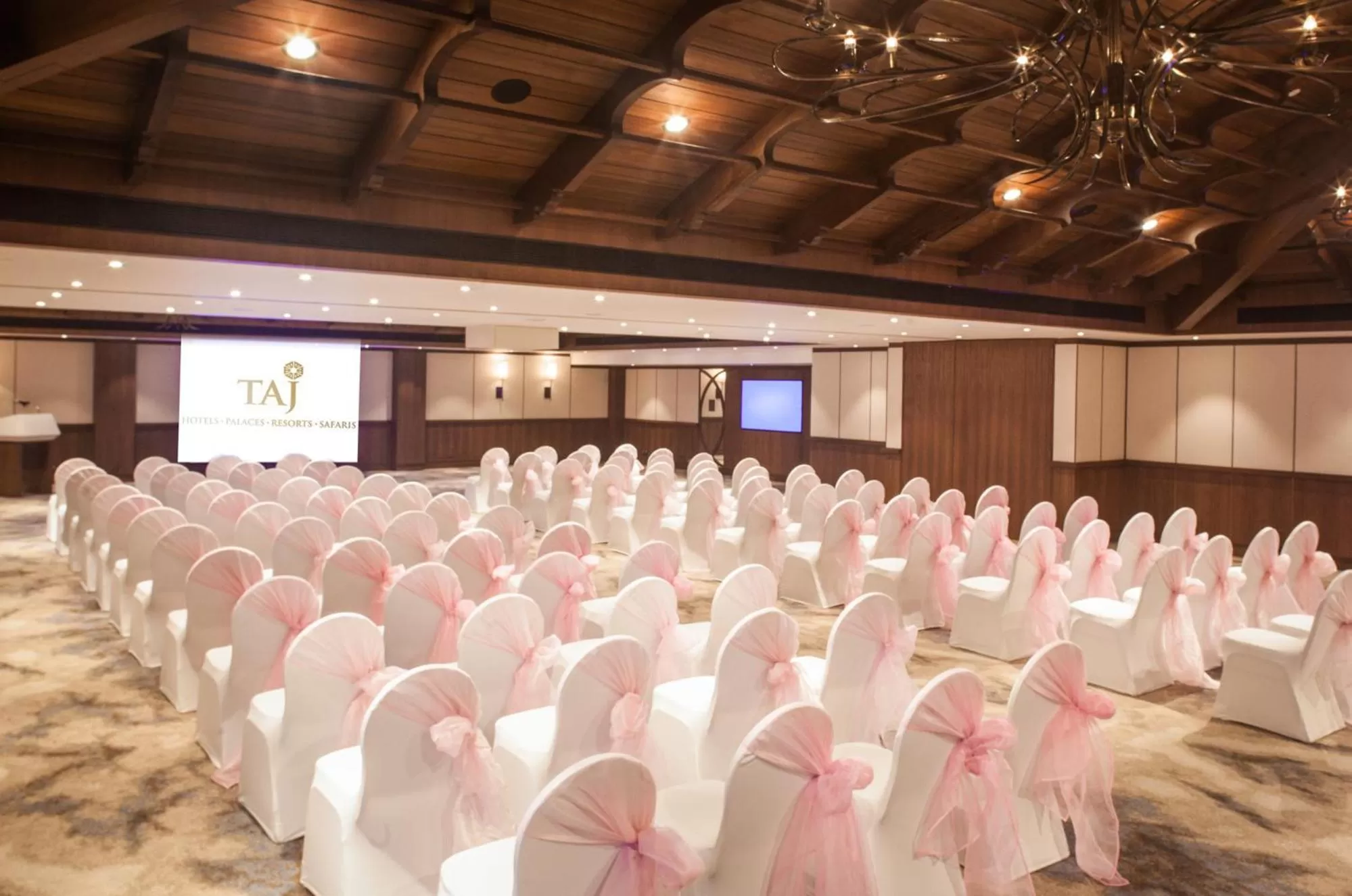 Banquet/Function facilities in Taj Green Cove Resort and Spa Kovalam