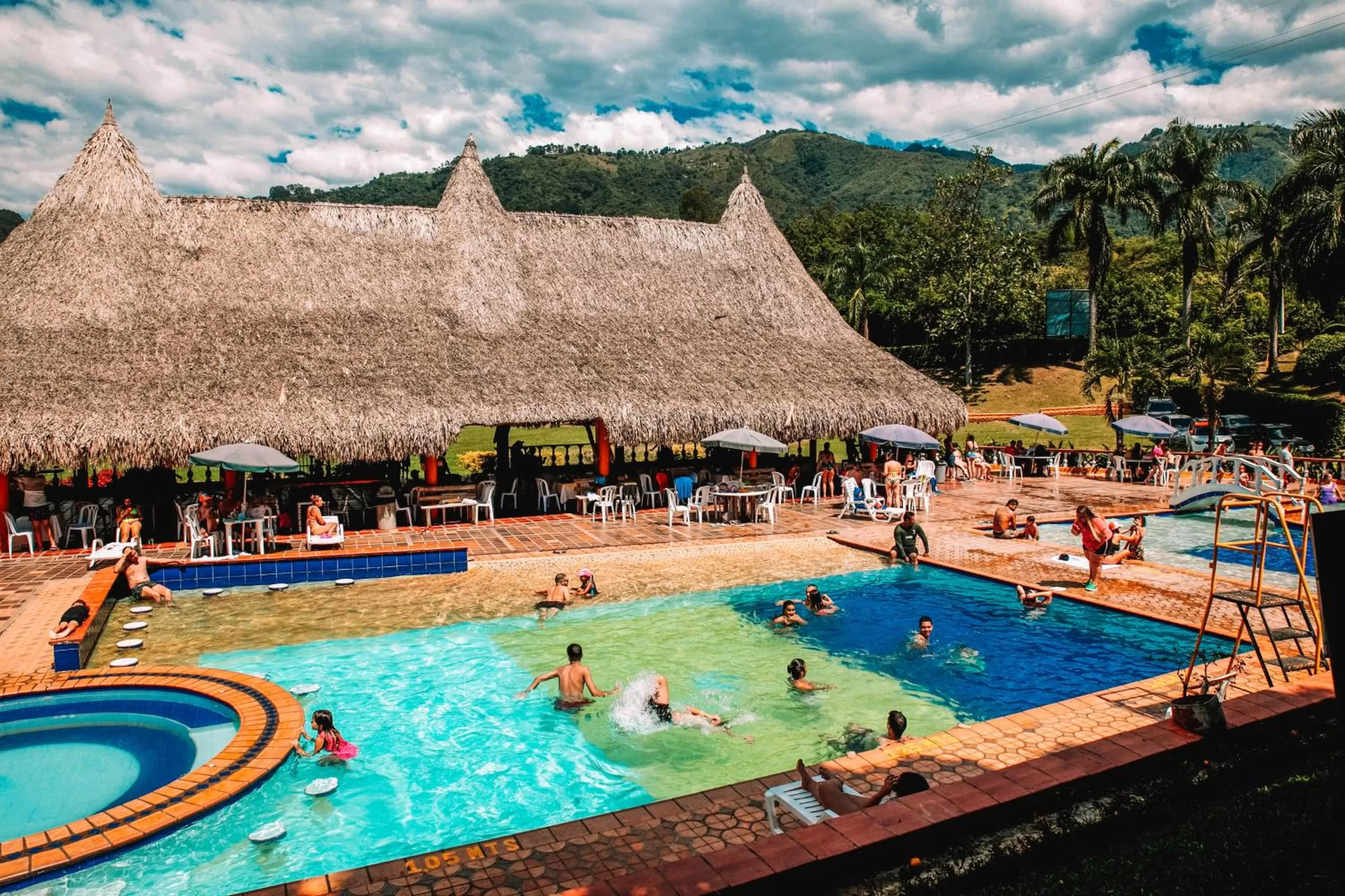 Swimming Pool in Hotel Hacienda la Bonita