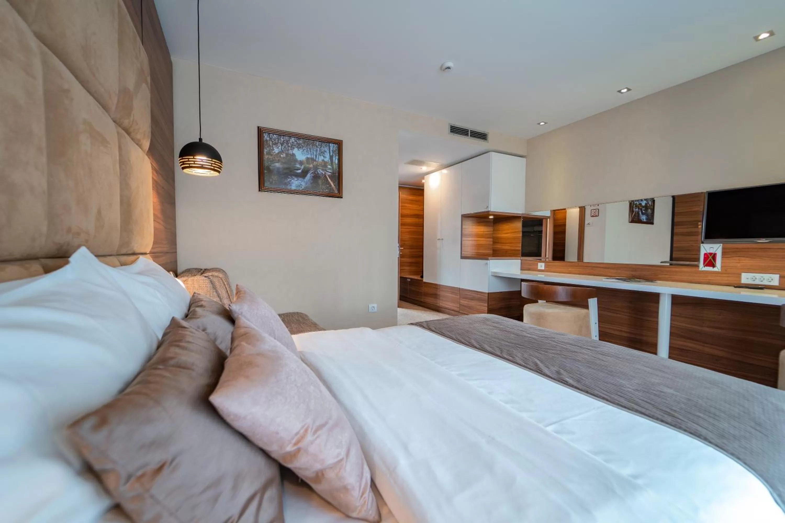 Photo of the whole room, Bed in Hotel Mirjana & Rastoke