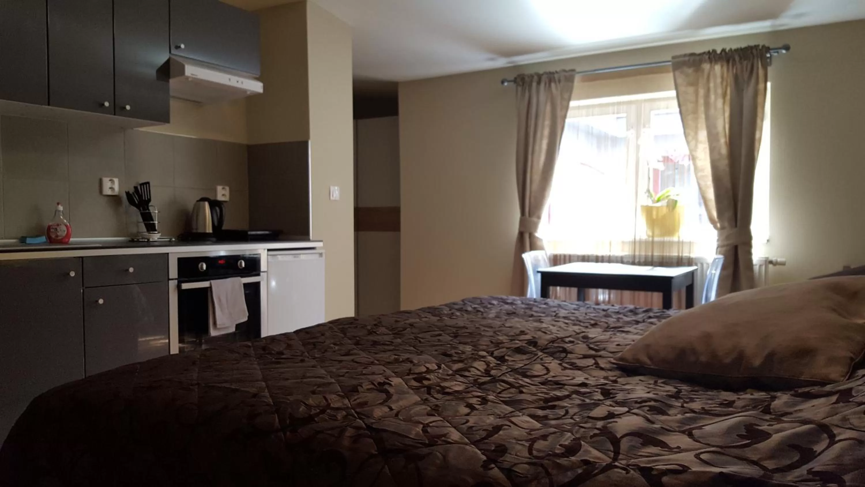 Day, Bed in Dům U pikové desítky