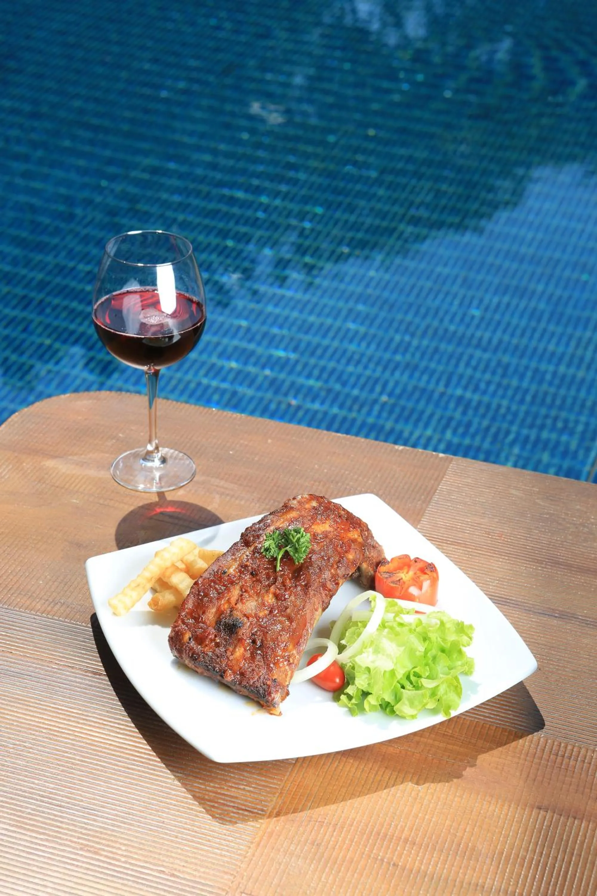 Food and drinks in The Silver Palm Wellness Resort