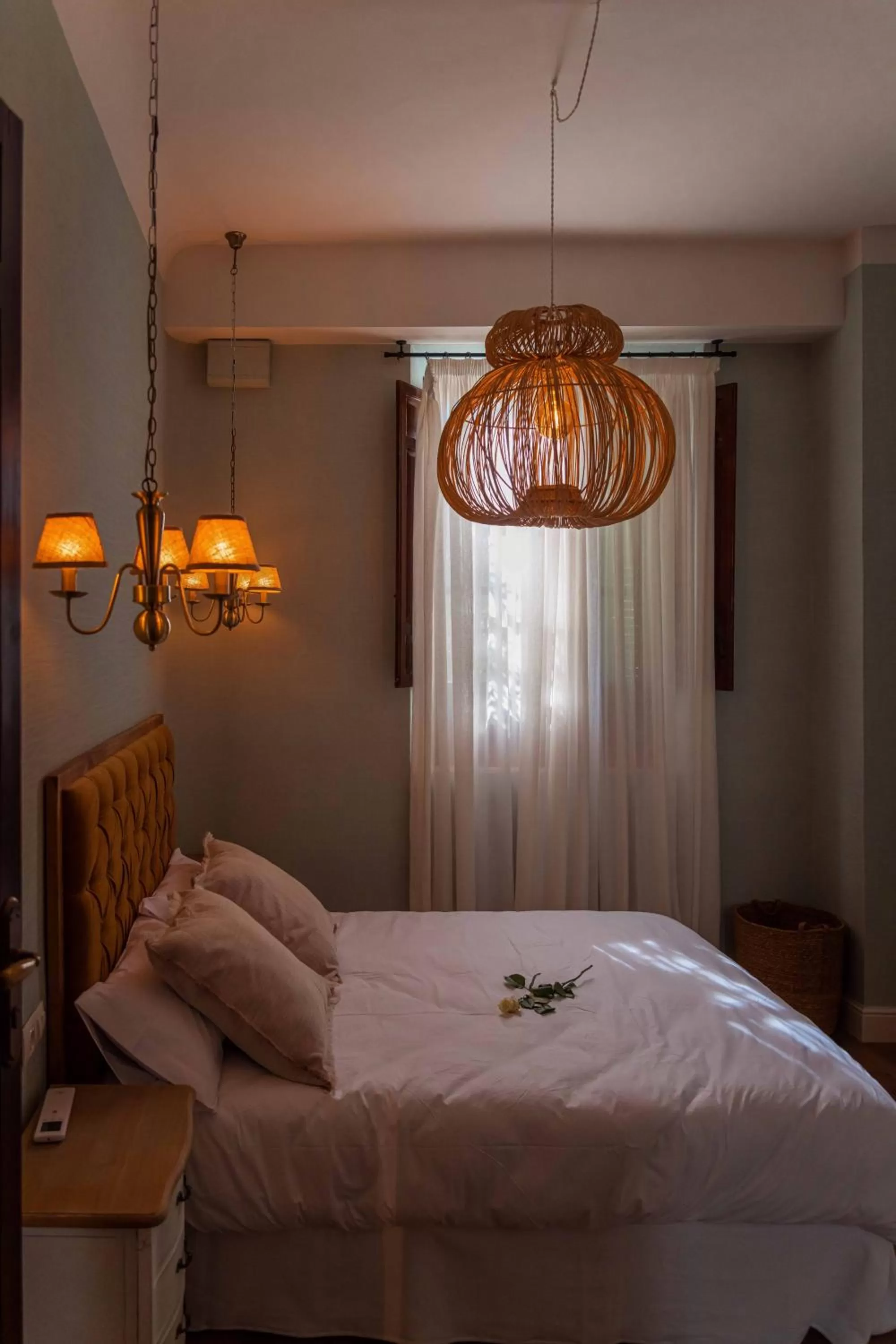 Photo of the whole room, Bed in CANDIL SUITE Realejo