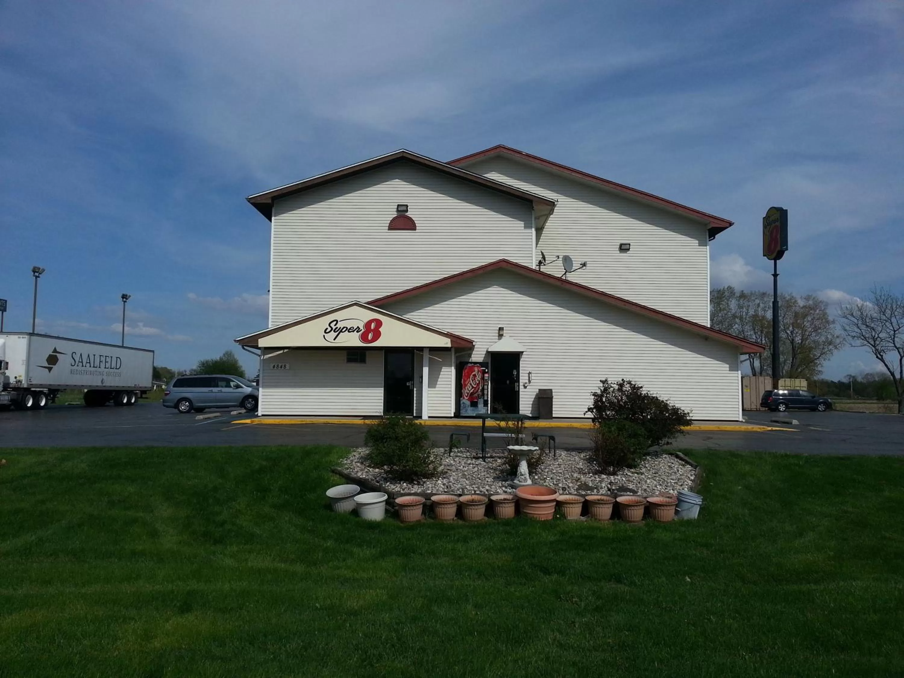 Property building in Super 8 by Wyndham Saginaw