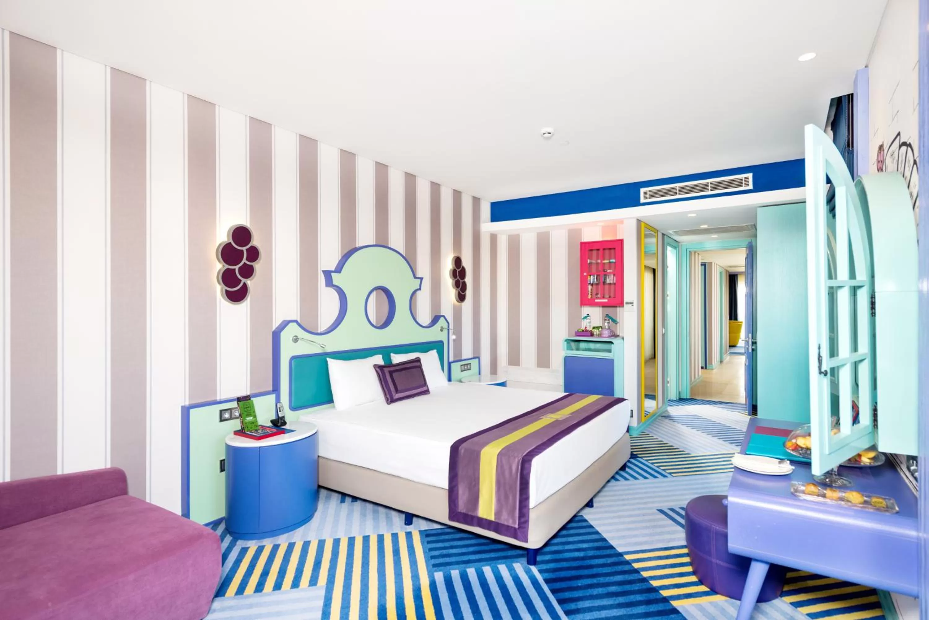 Bedroom, Bed in The Land Of Legends Kingdom Hotel - All-in Concept