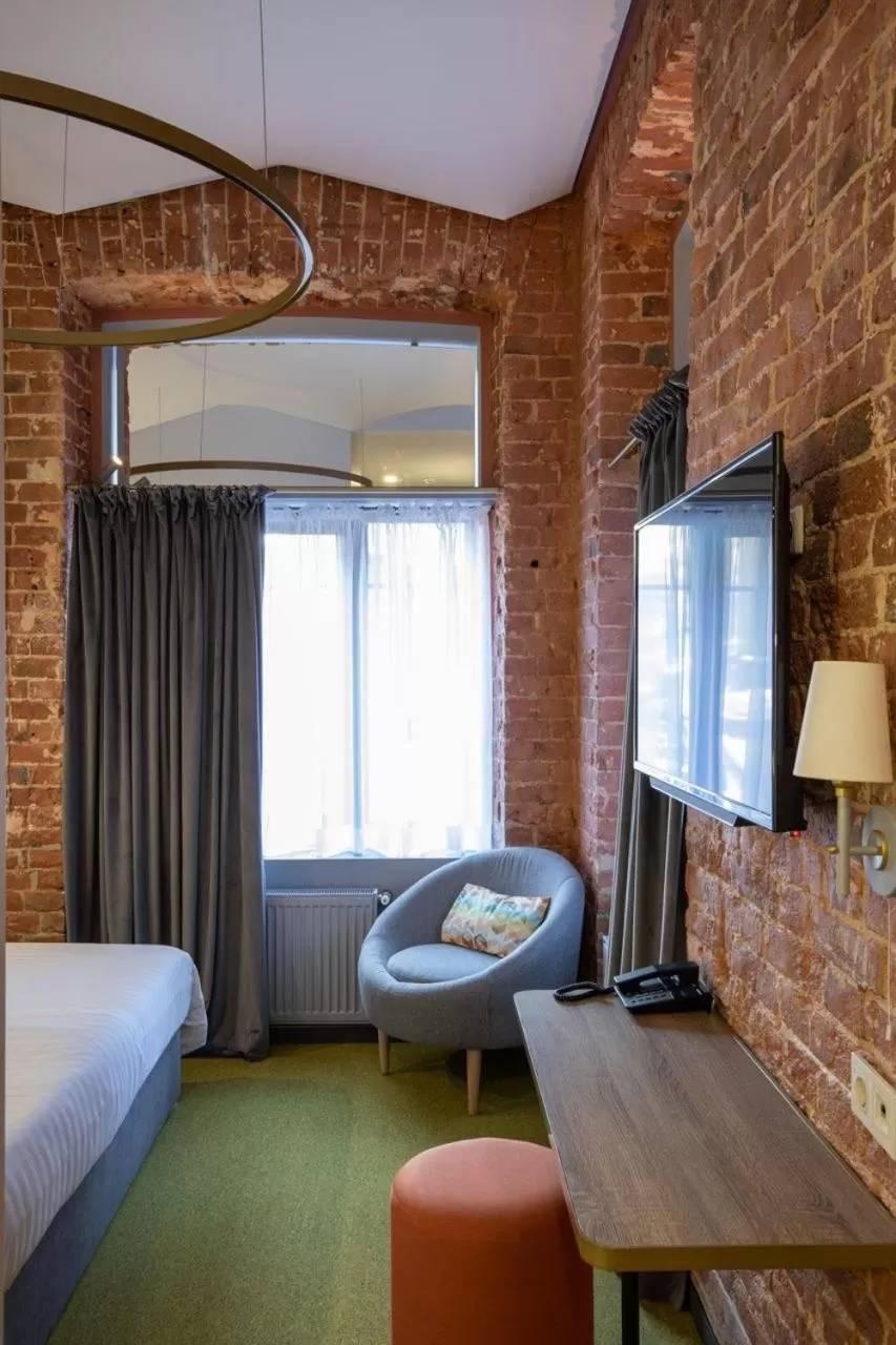 Seating Area in Four Rooms City