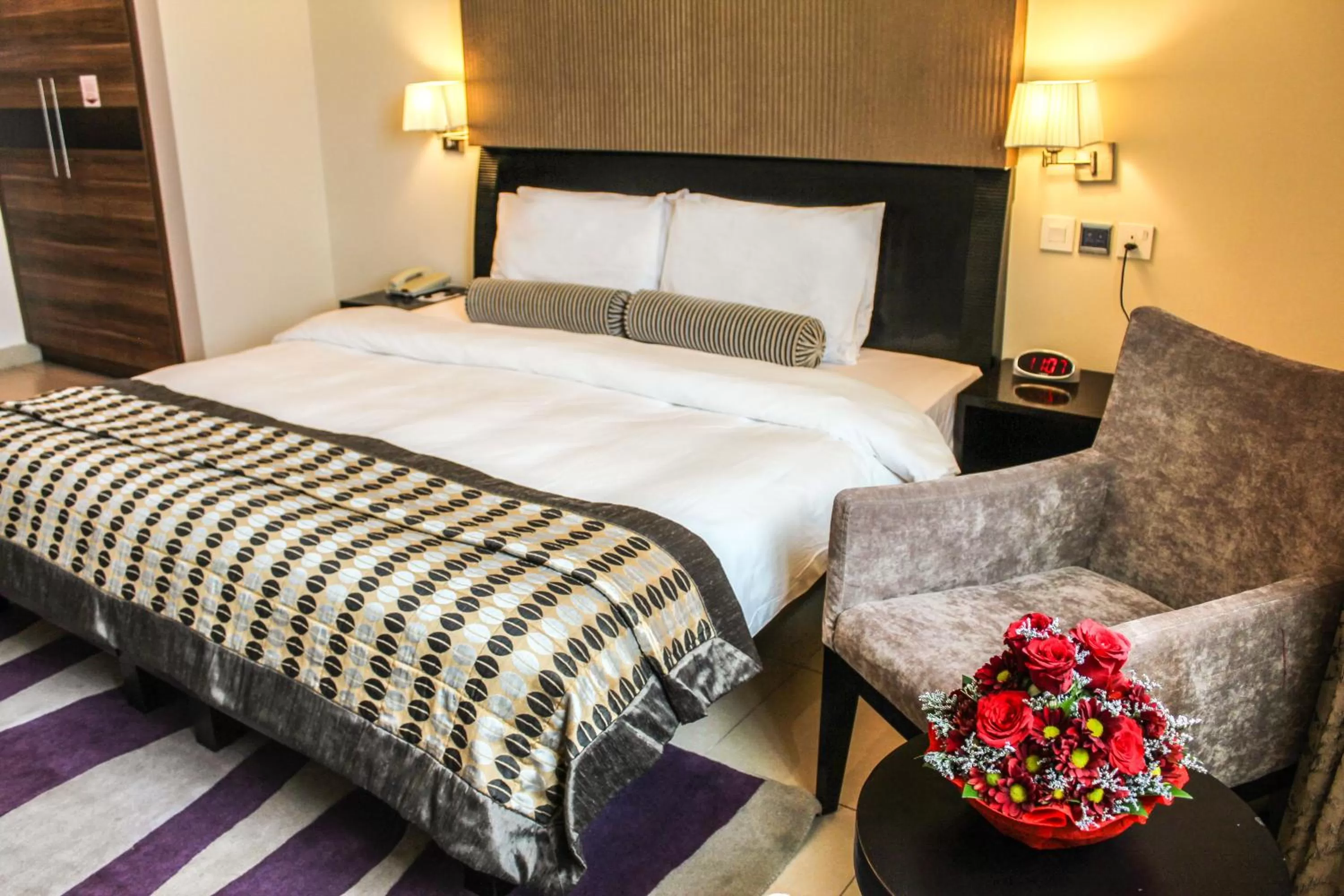 Bedroom in Dunes Hotel Apartment Oud Metha, Bur Dubai