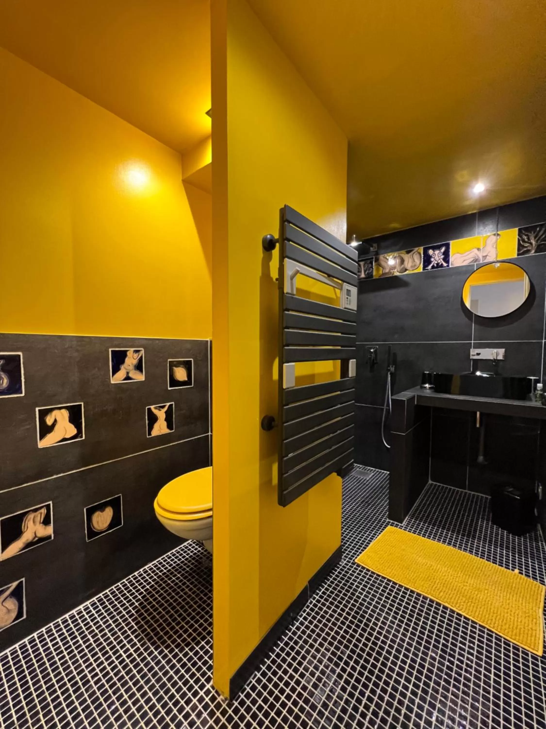 Bathroom in Le Regardeur