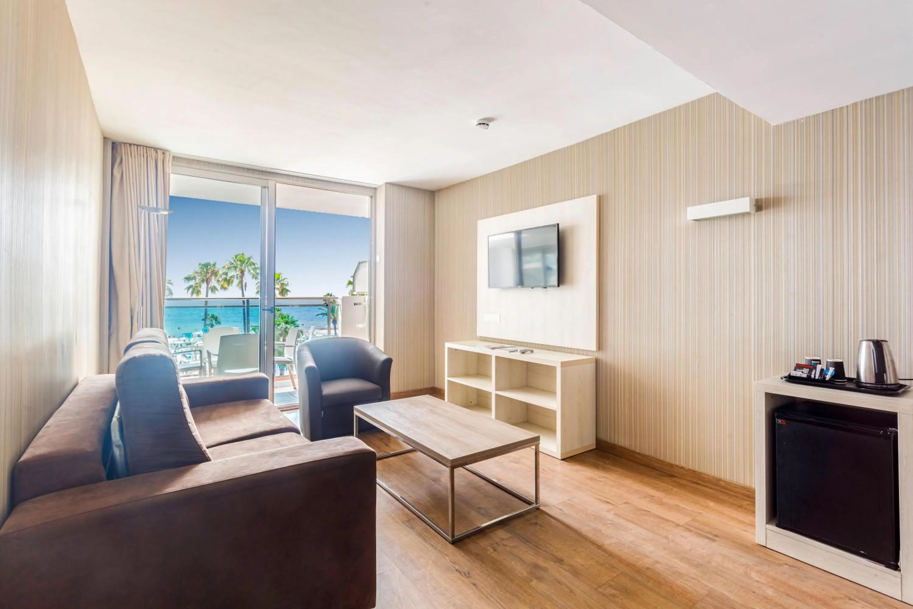 Photo of the whole room in Hotel Best Maritim