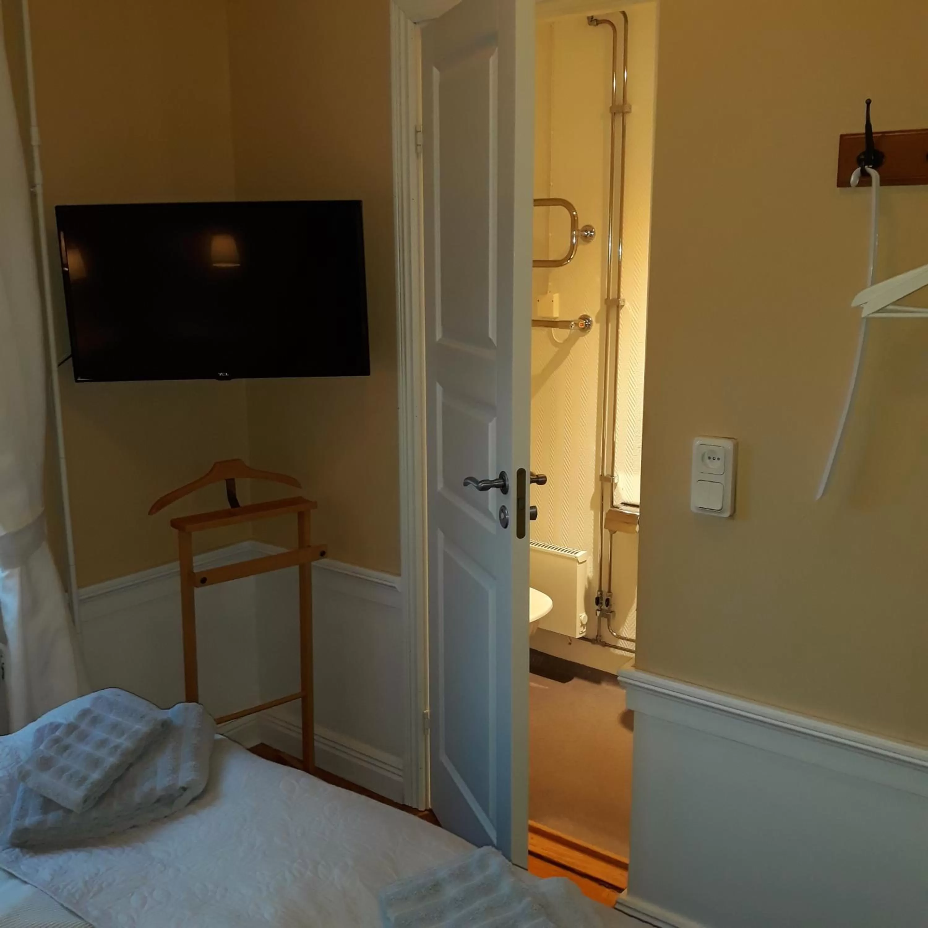 TV/Entertainment Center in Lilla Hotellet i Nora