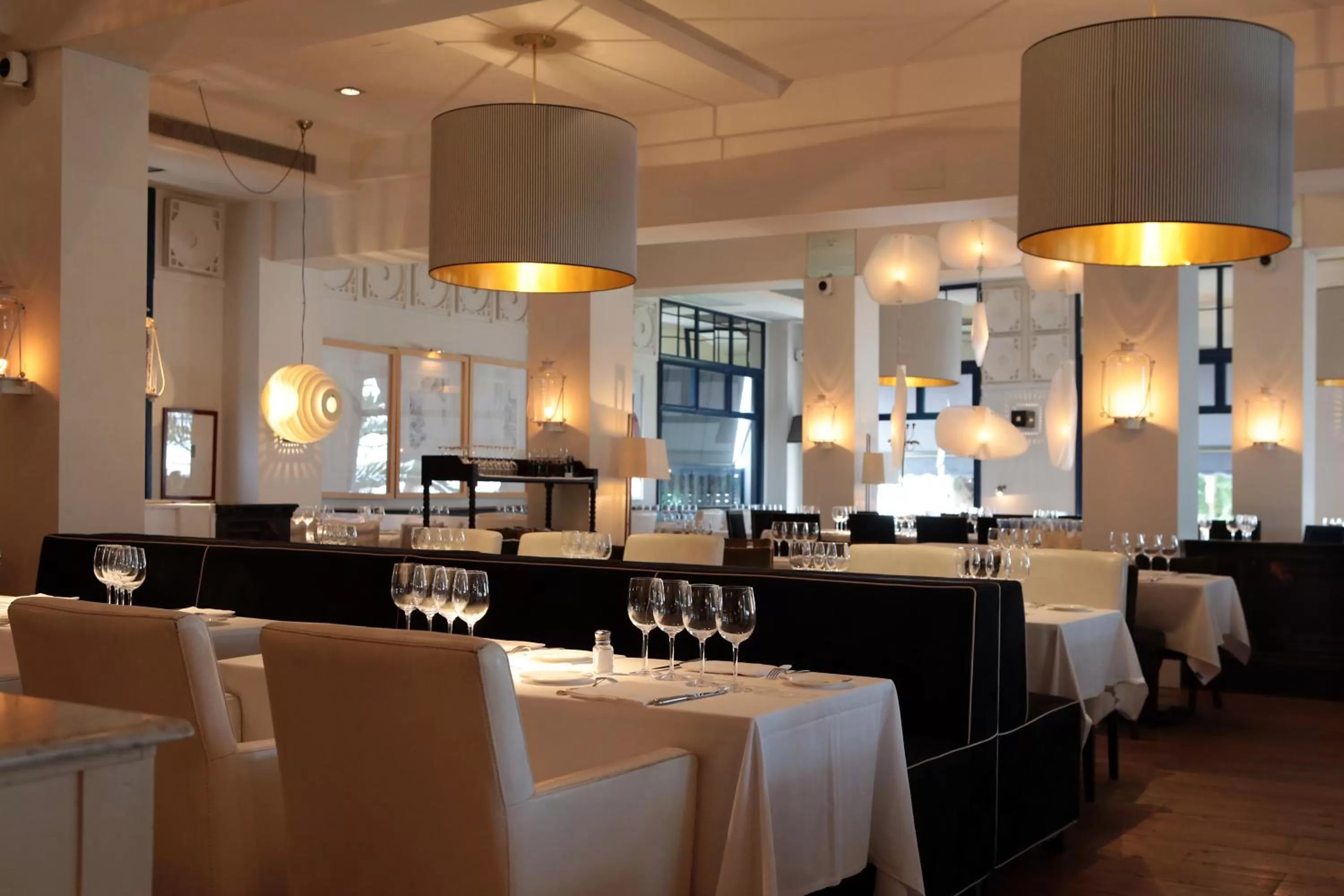 Restaurant/places to eat in Hotel Trias