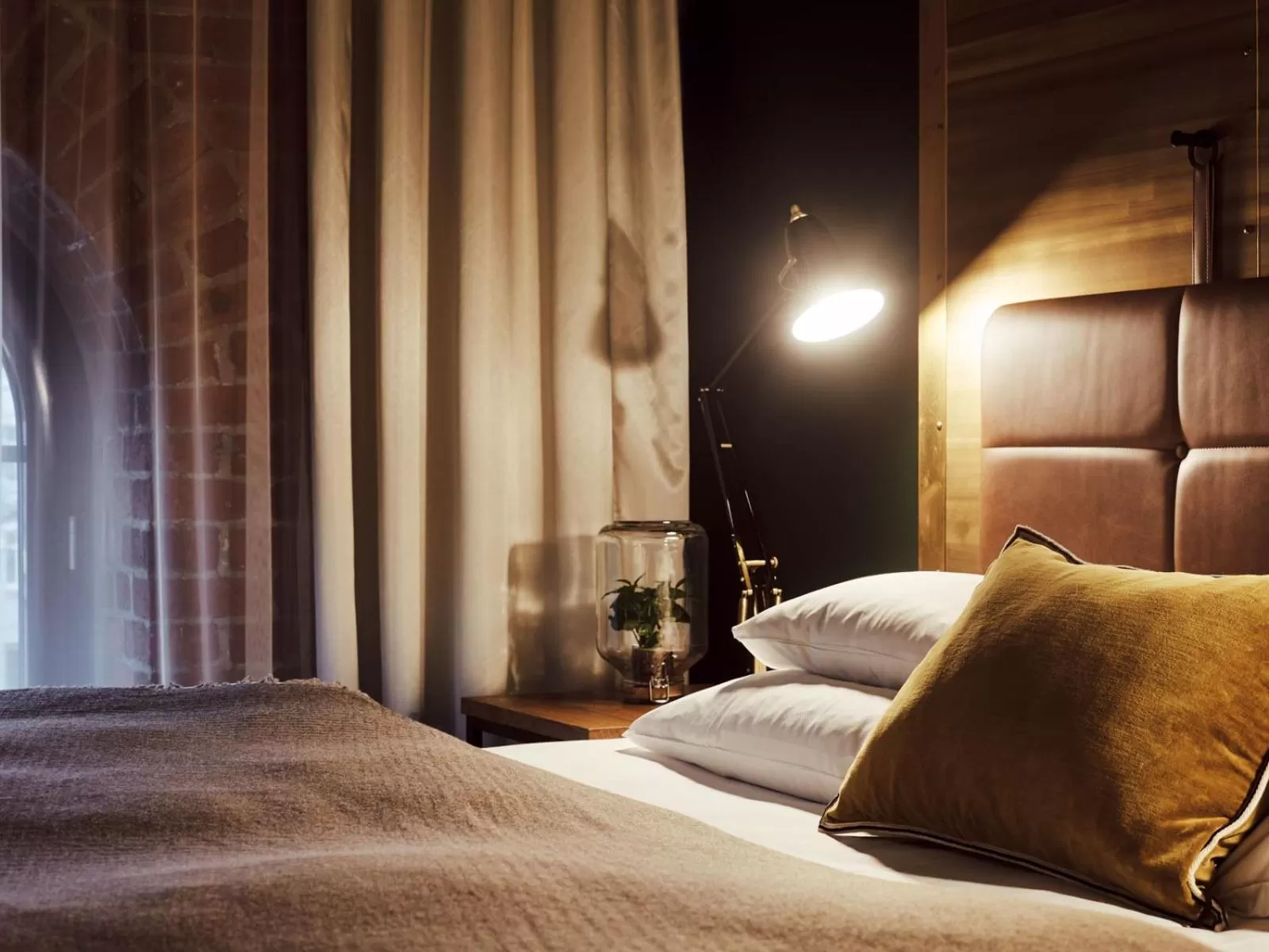 Bed in Gastwerk Hotel Hamburg