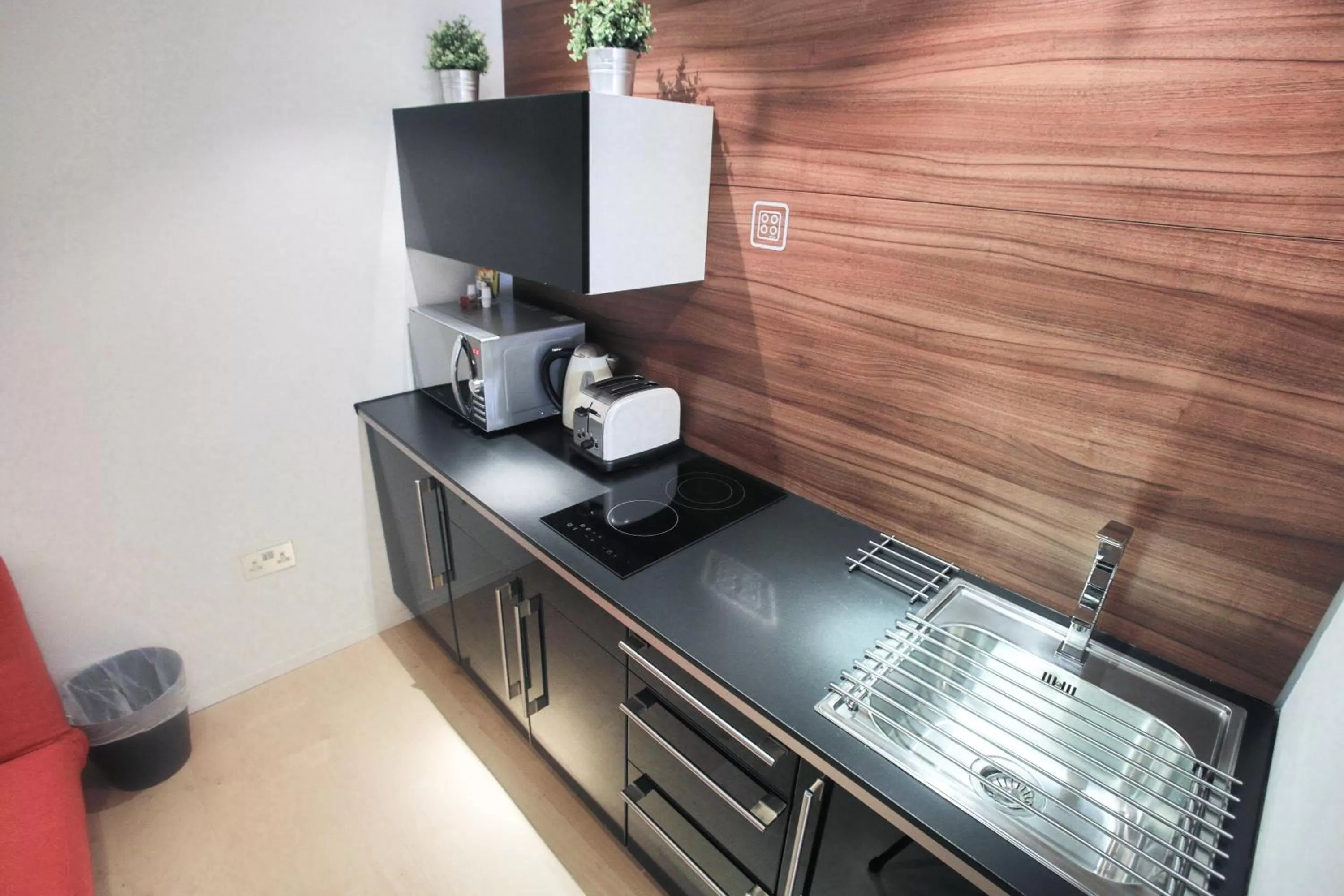 Kitchen or kitchenette in Room Home Stay