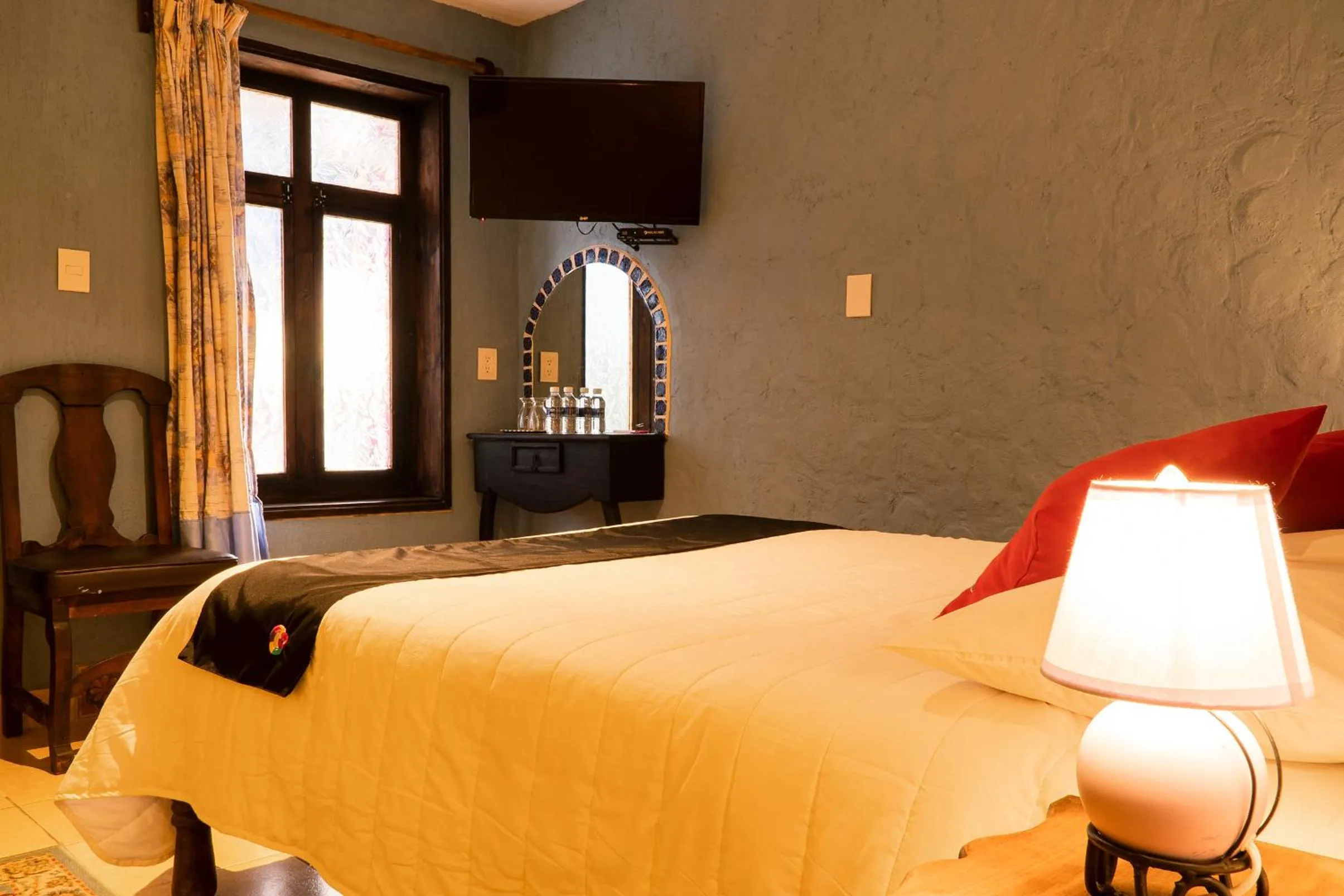 TV and multimedia, Bed in Hotel Tepeyac