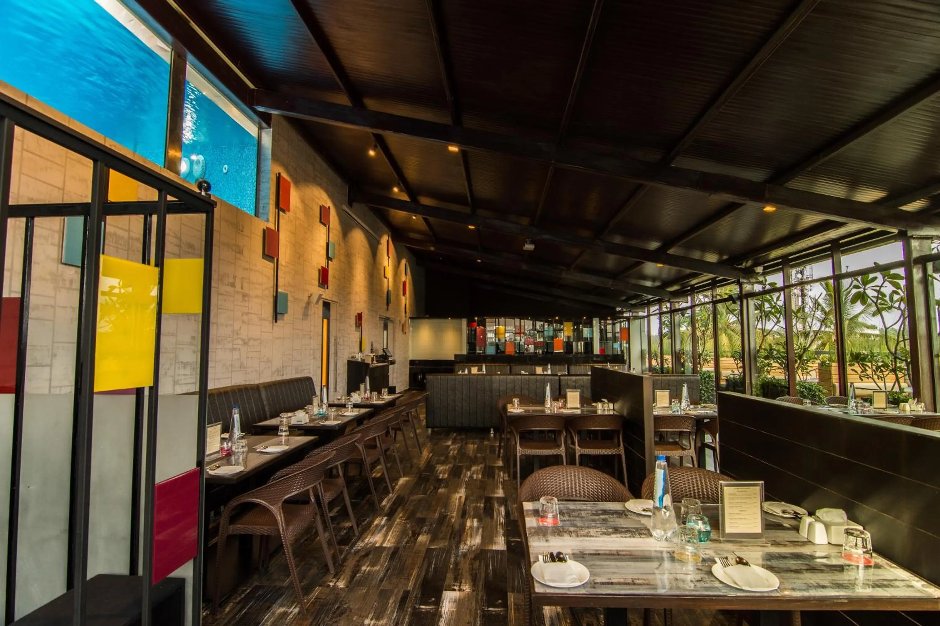 Restaurant/places to eat in Roopa Elite