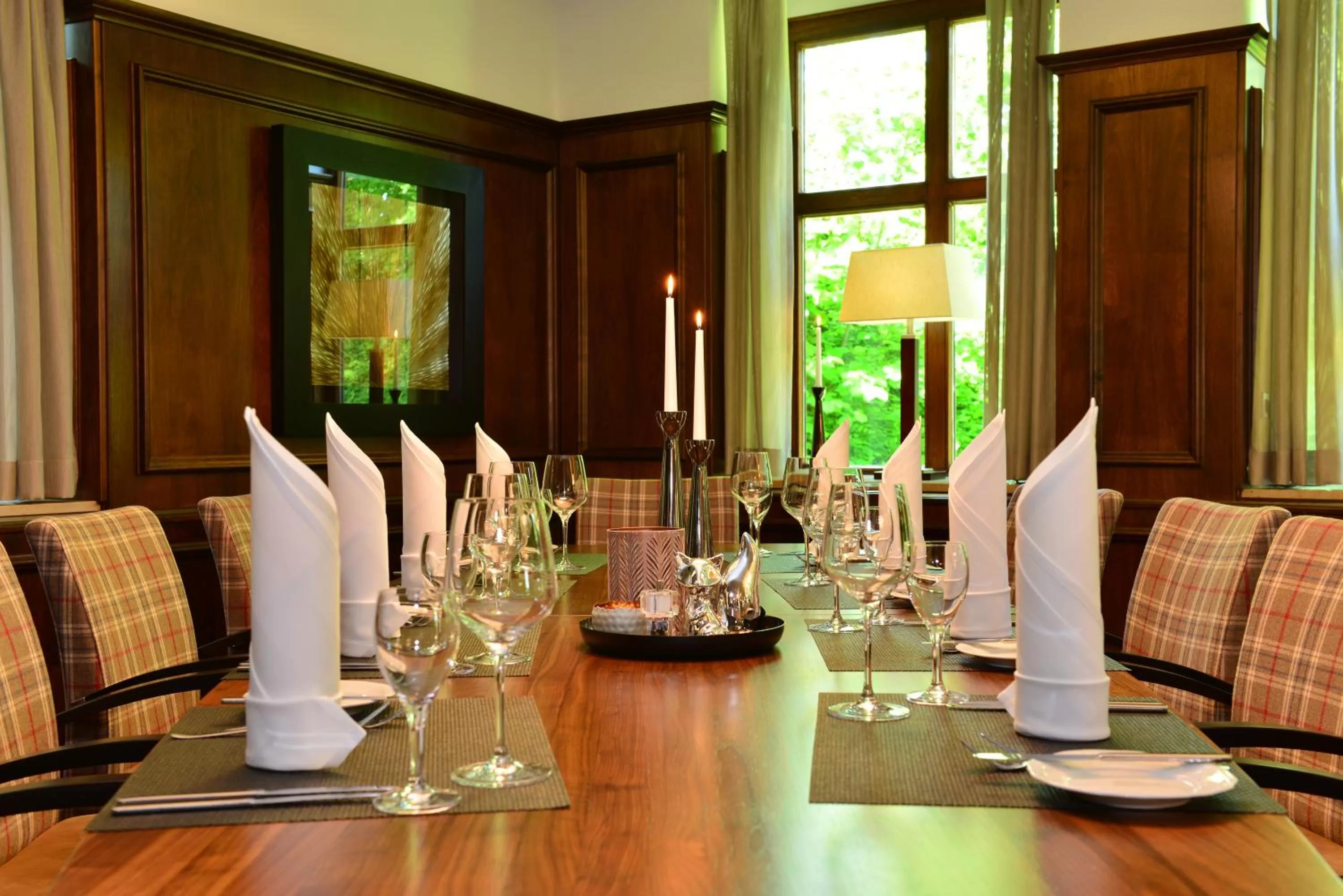 Restaurant/places to eat in Lobinger-Parkhotel