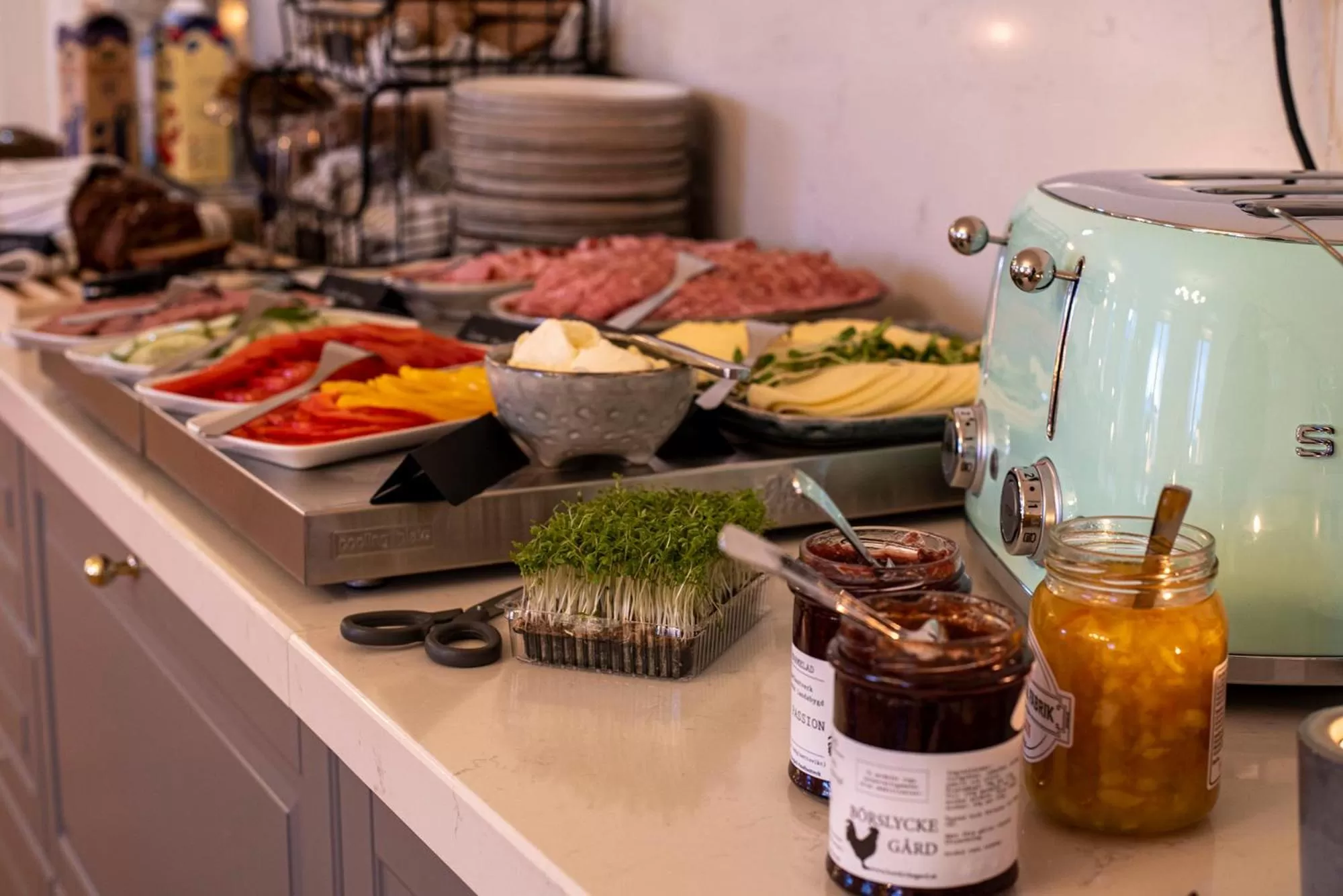 Buffet breakfast in Hotell & Bistro Rödesund