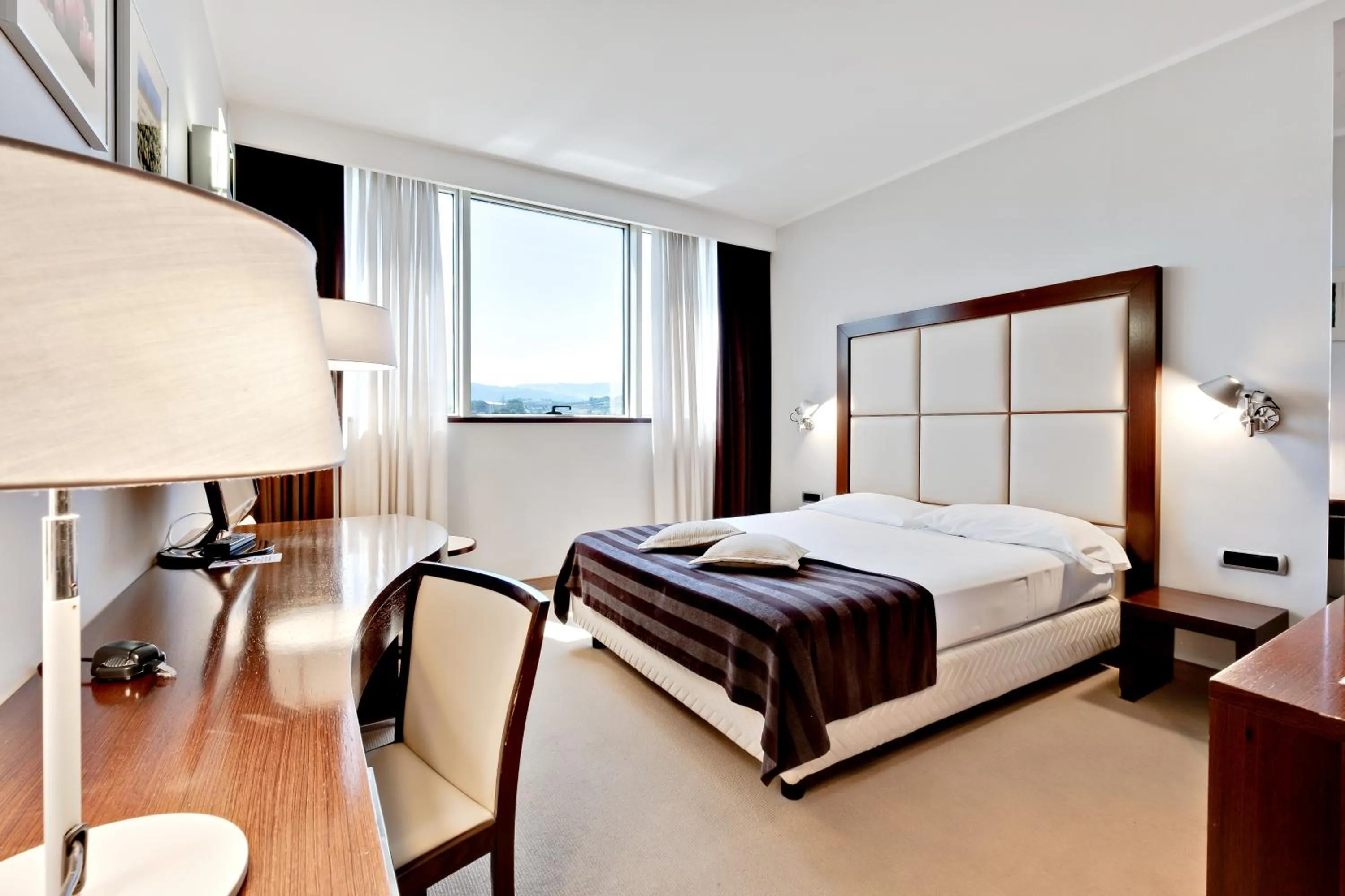 Bedroom, Bed in Italiana Hotels Cosenza