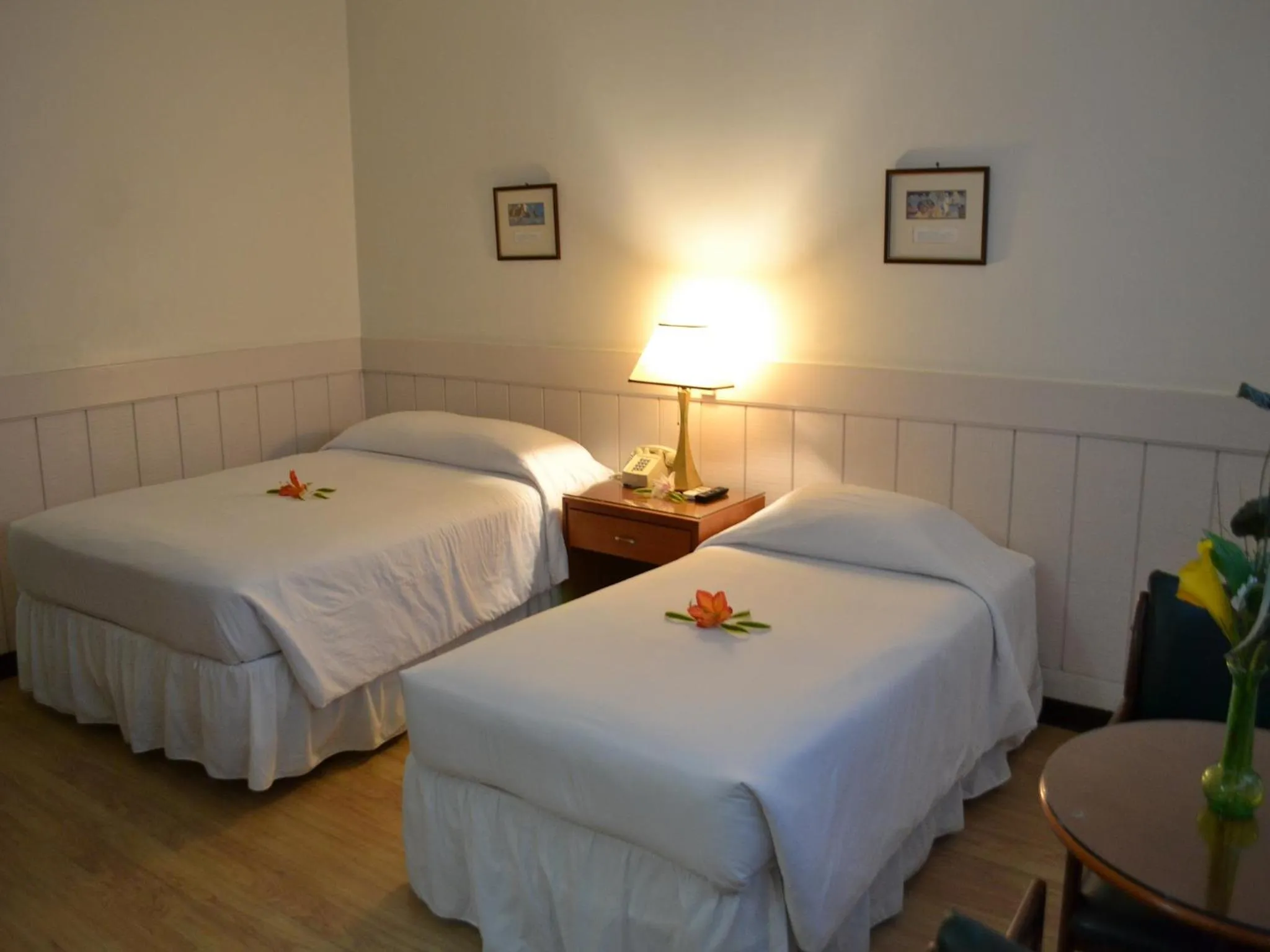 Bedroom, Bed in West Plaza Downtown