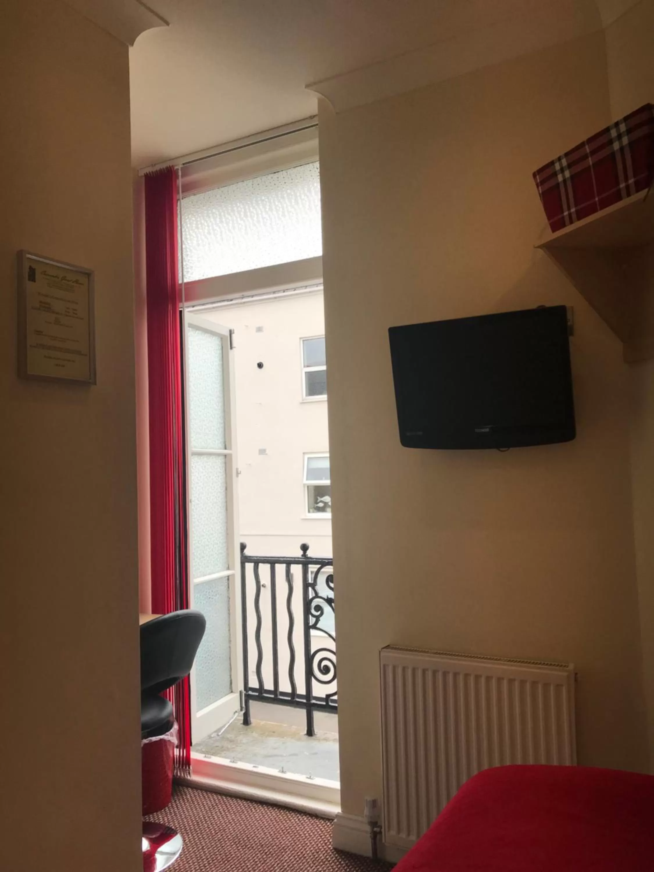 Bedroom in Cassandra Guest House