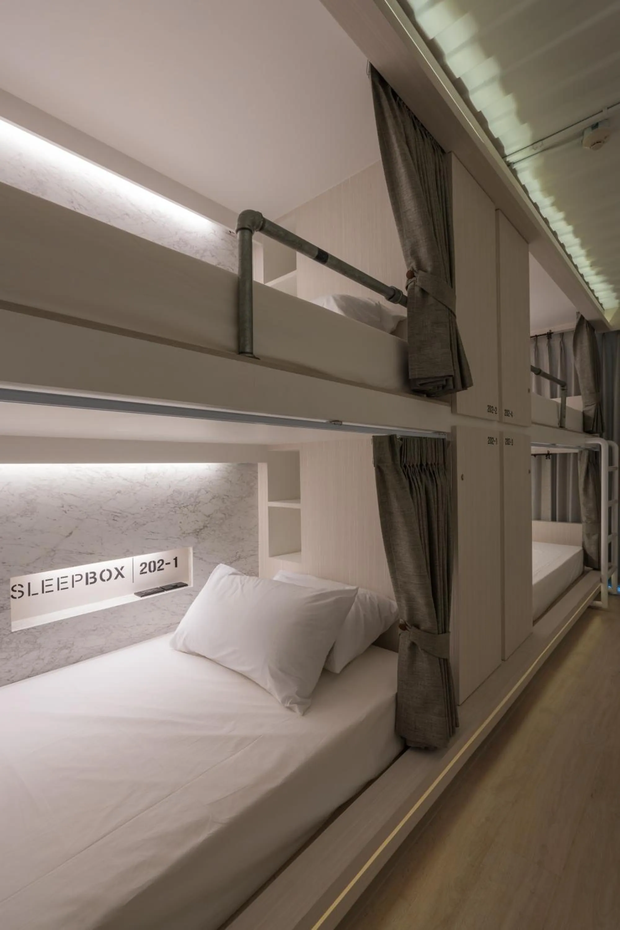 bunk bed, Bed in Sleep Box Hotel Sukhumvit 22