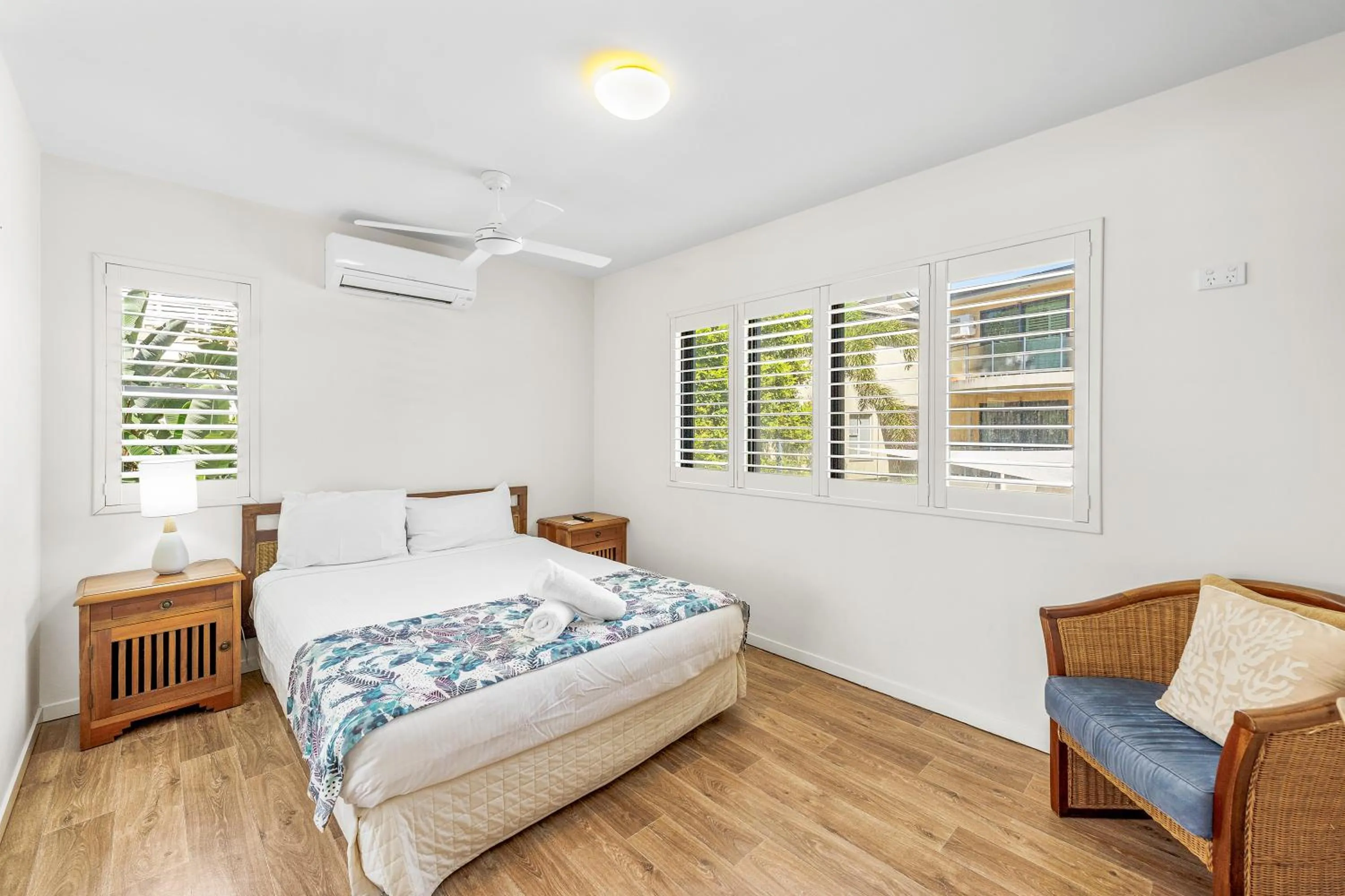 Bed in The Cove Yamba