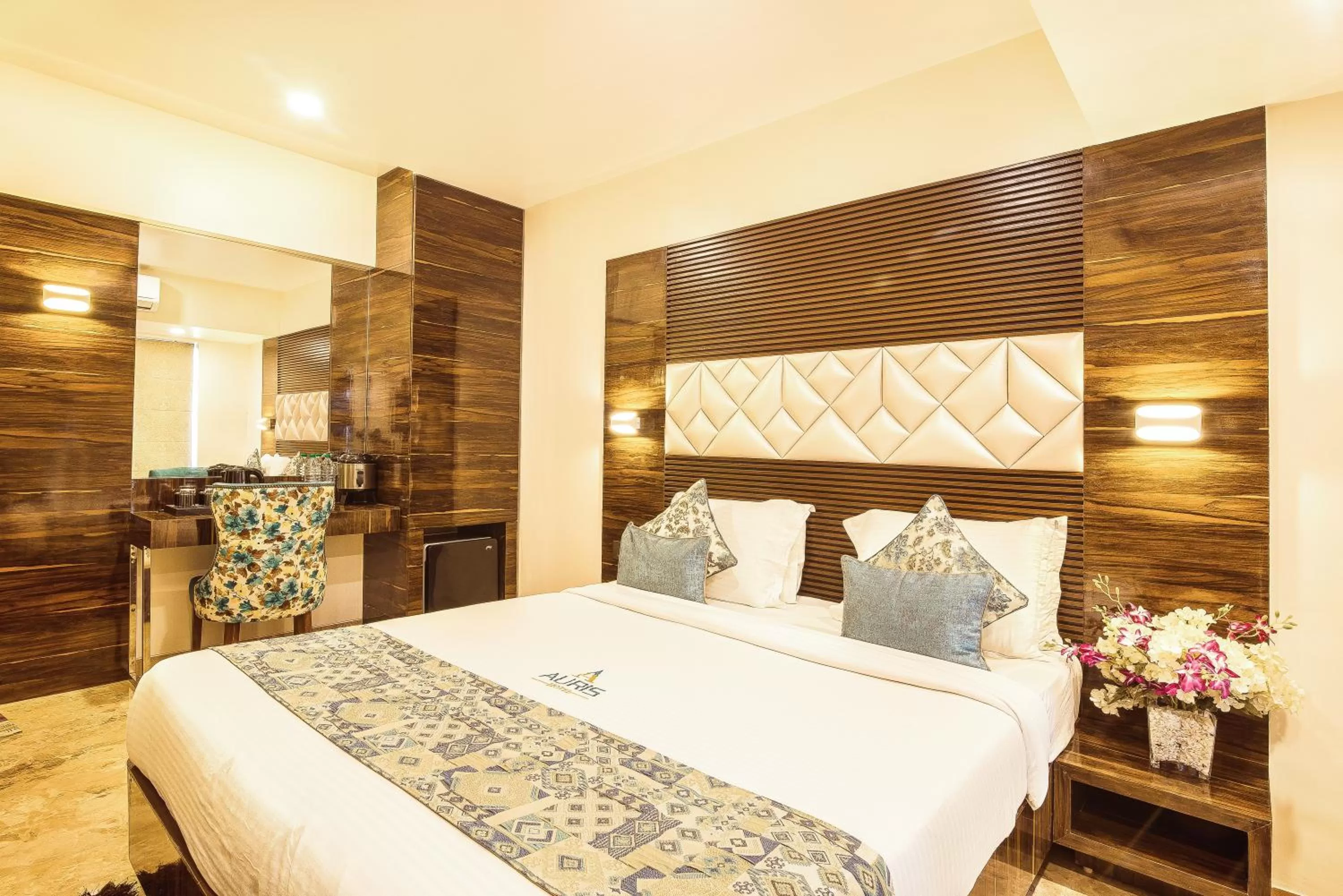 Bedroom, Bed in Hotel Auris & Banquets, Mumbai International Airport