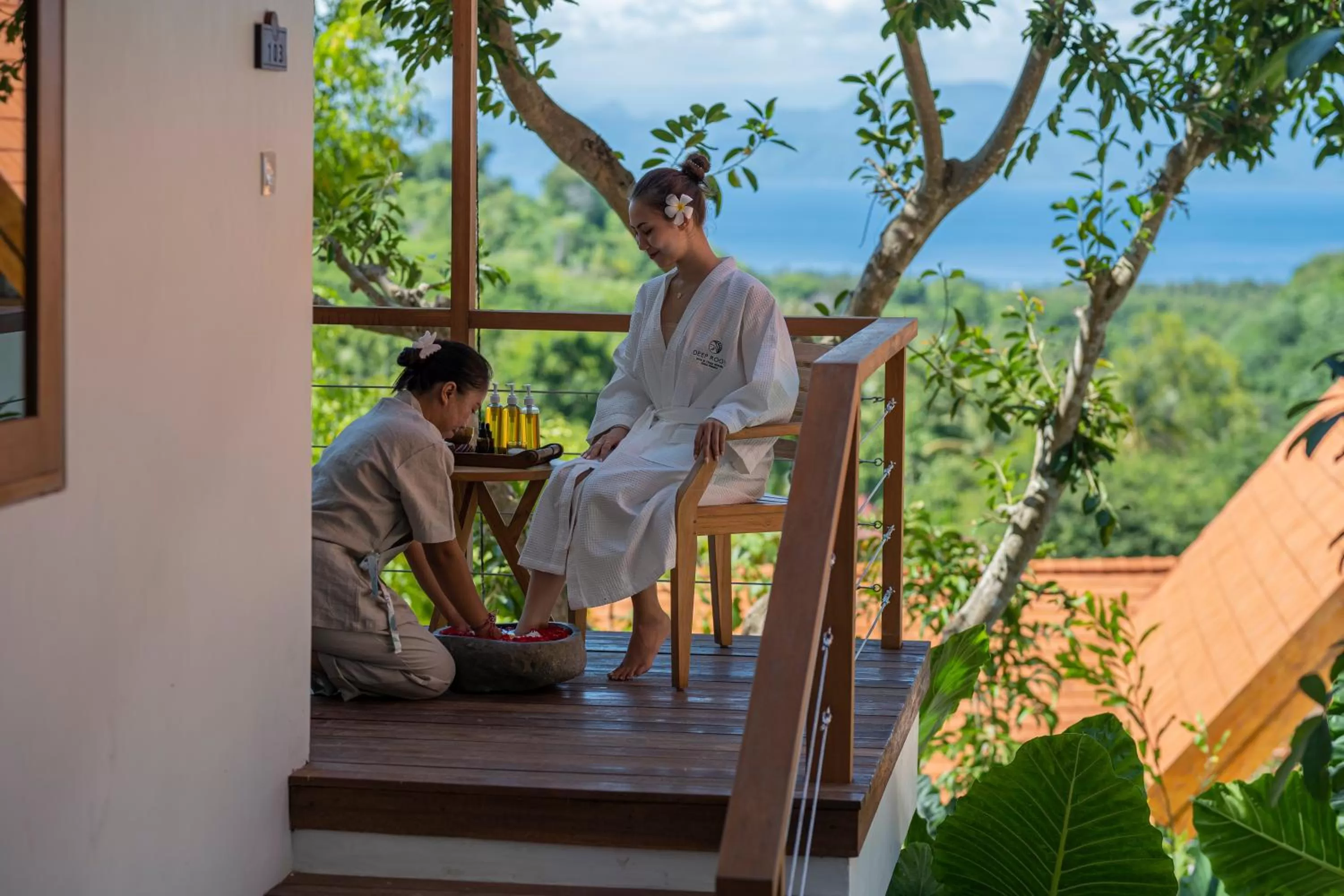 Spa and wellness centre/facilities in Deep Roots Dive & Yoga Resort