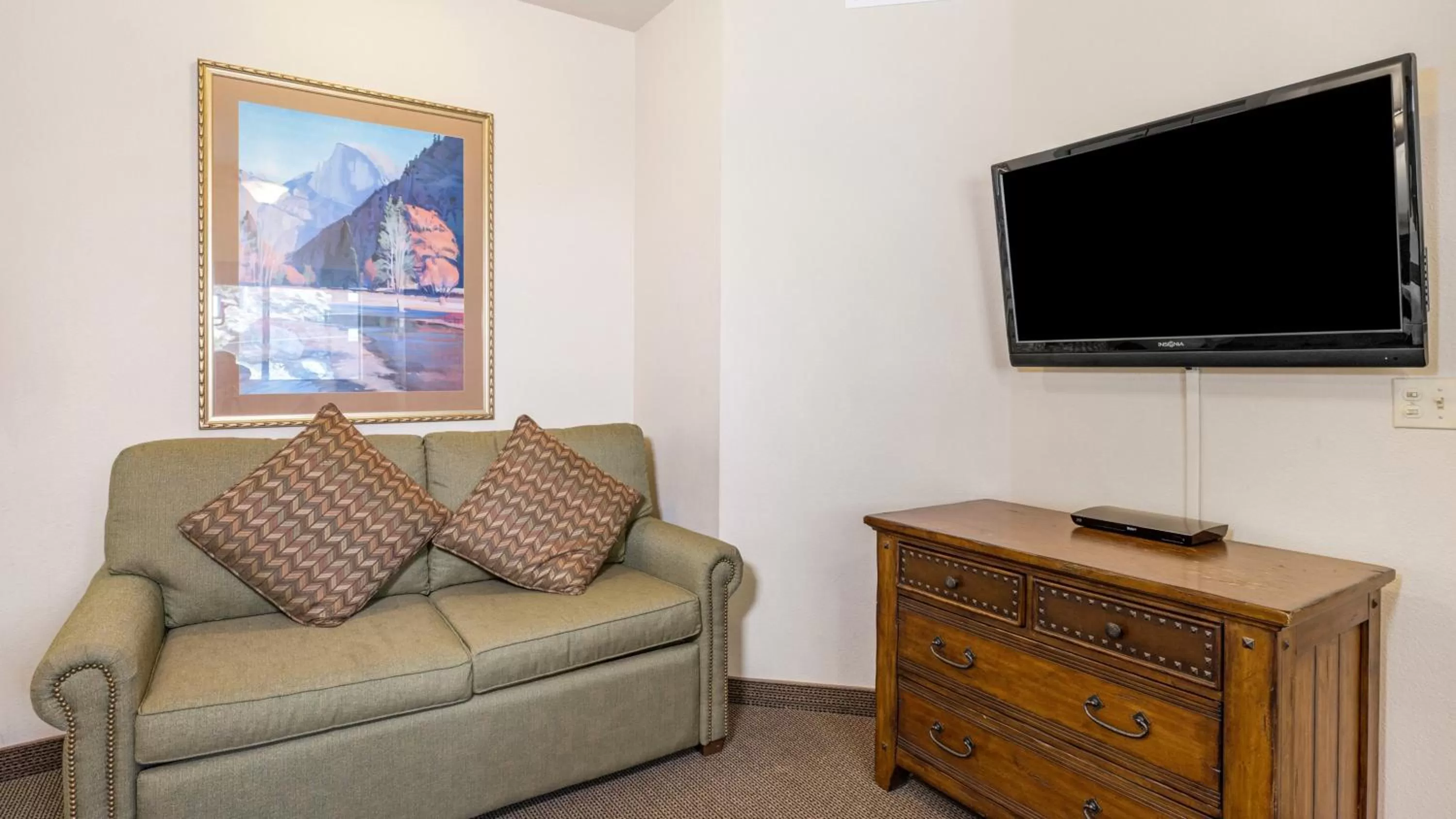 Photo of the whole room in Holiday Inn Club Vacations - Tahoe Ridge Resort
