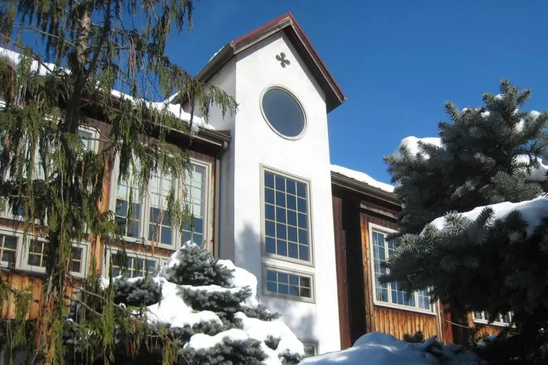 Property building in Glasbern