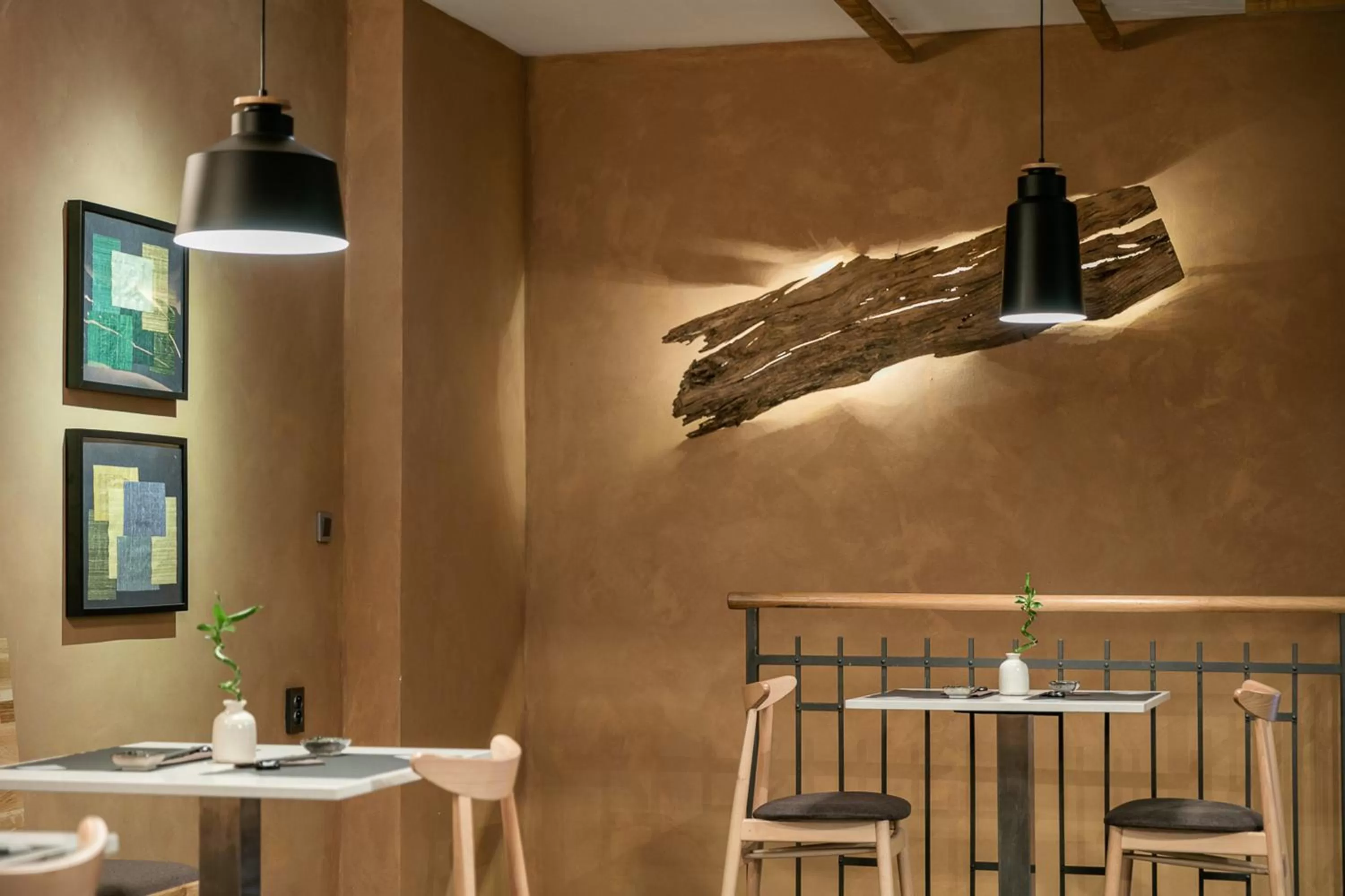 Restaurant/places to eat in Pytloun Design Self Check-in Hotel