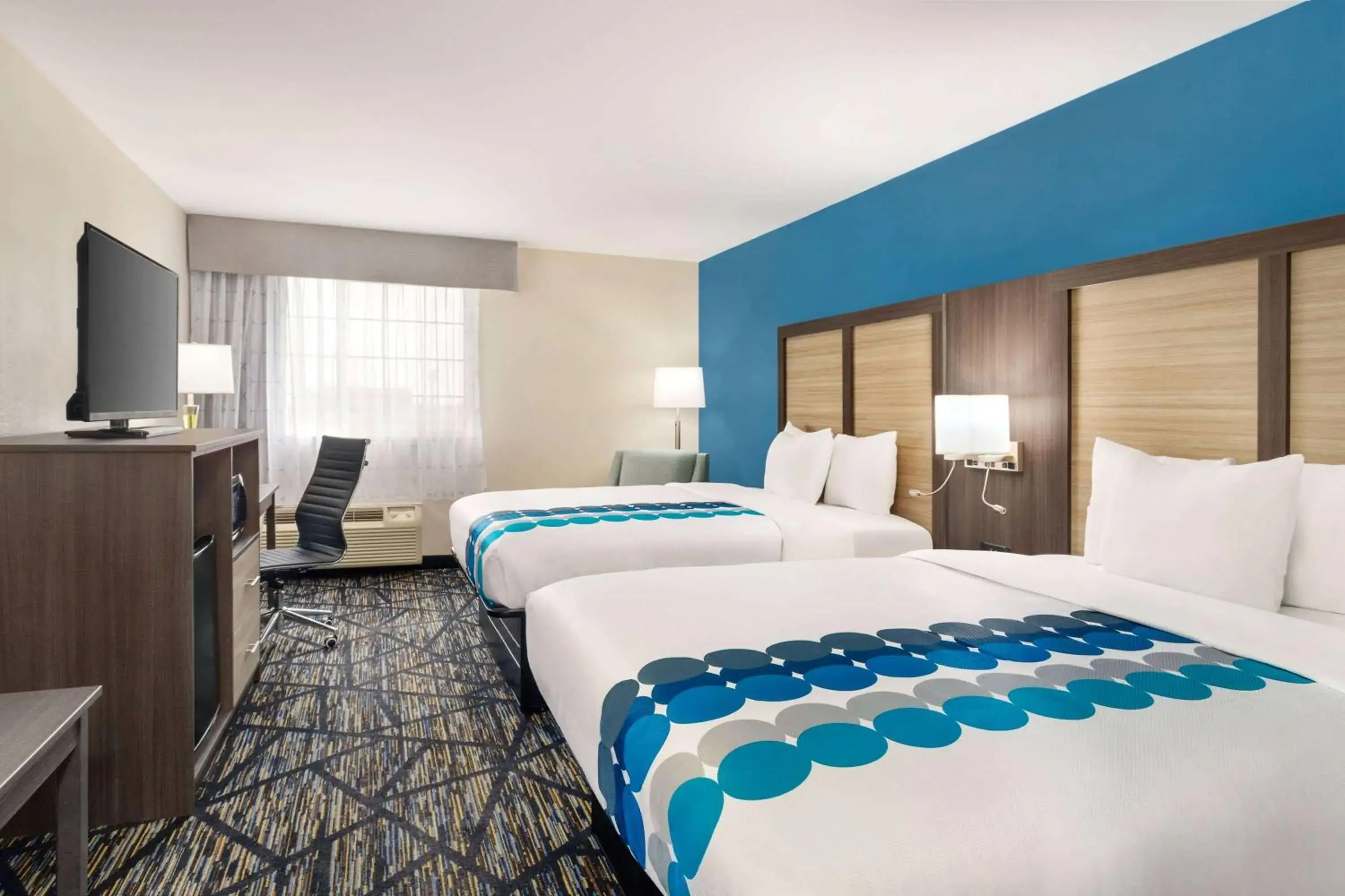 Queen Room with Two Queen Beds - Non-Smoking in Baymont by Wyndham Blackwell I-35 Queen Room with Two Queen Beds - Non-Smoking in Baymont by Wyndham Blackwell I-35