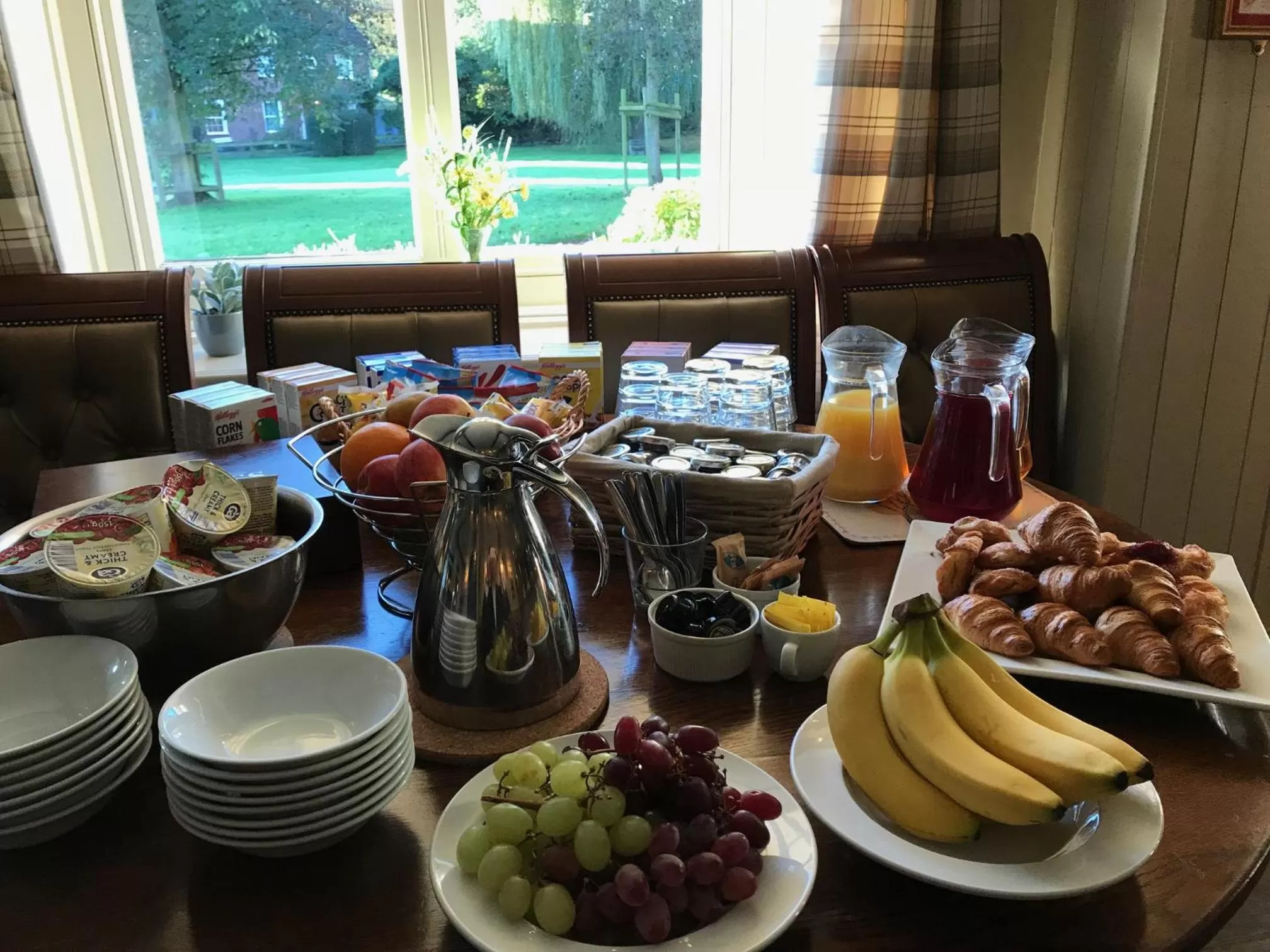 Breakfast in The Black Swan Inn