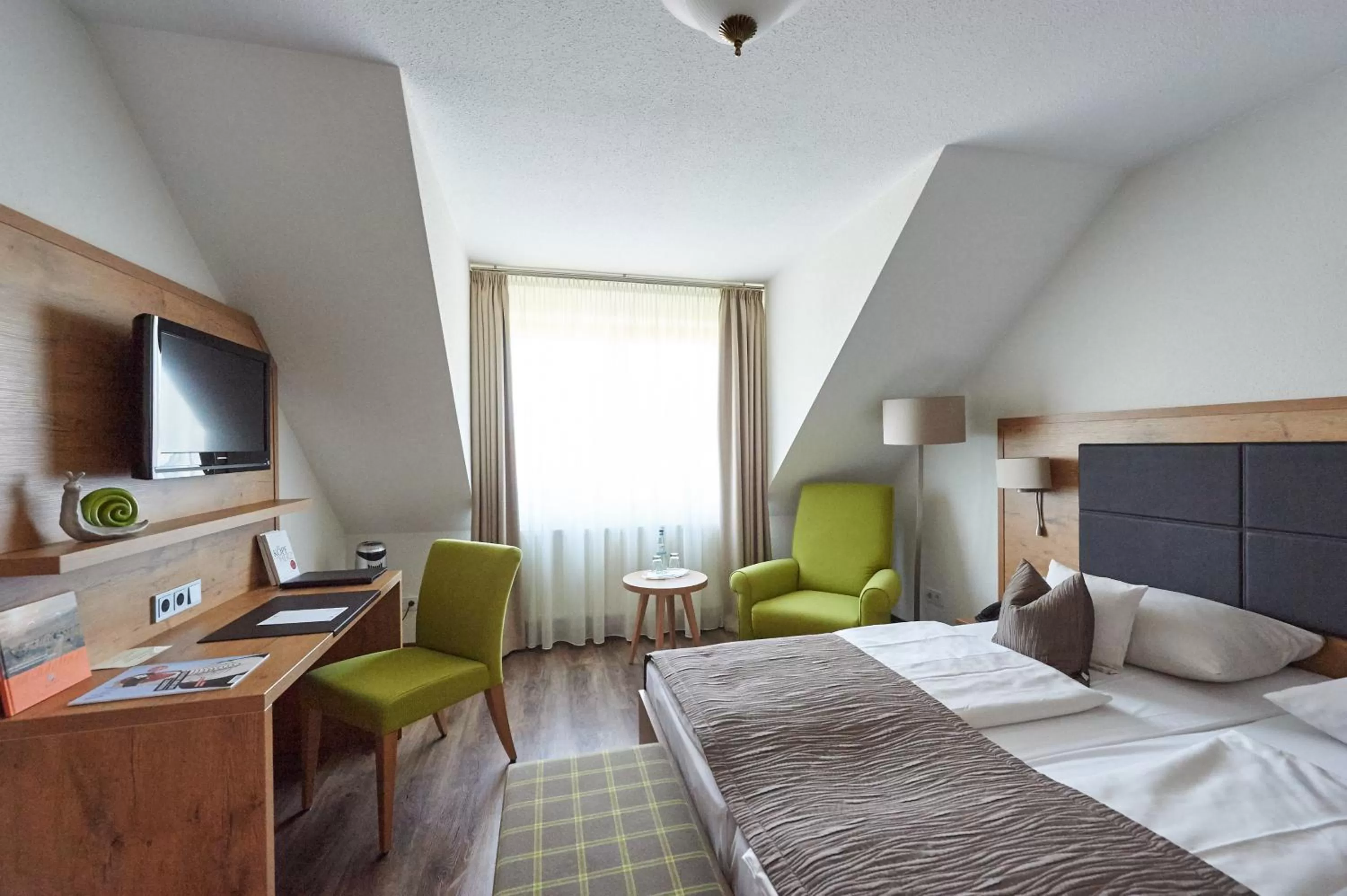 Photo of the whole room, Bed in Fetzers Landhotel