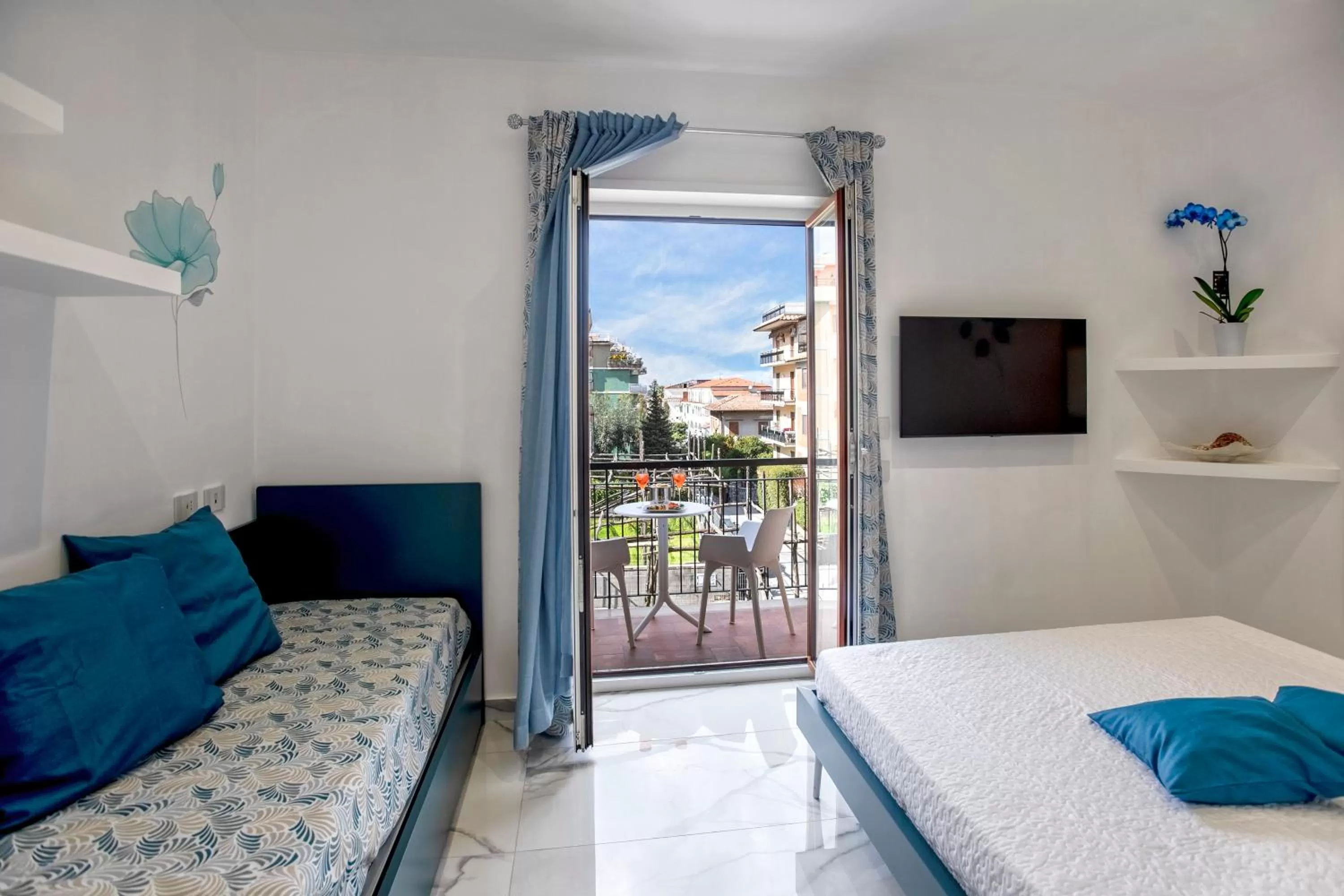 Bed in Maison Marienne - Deluxe B&B