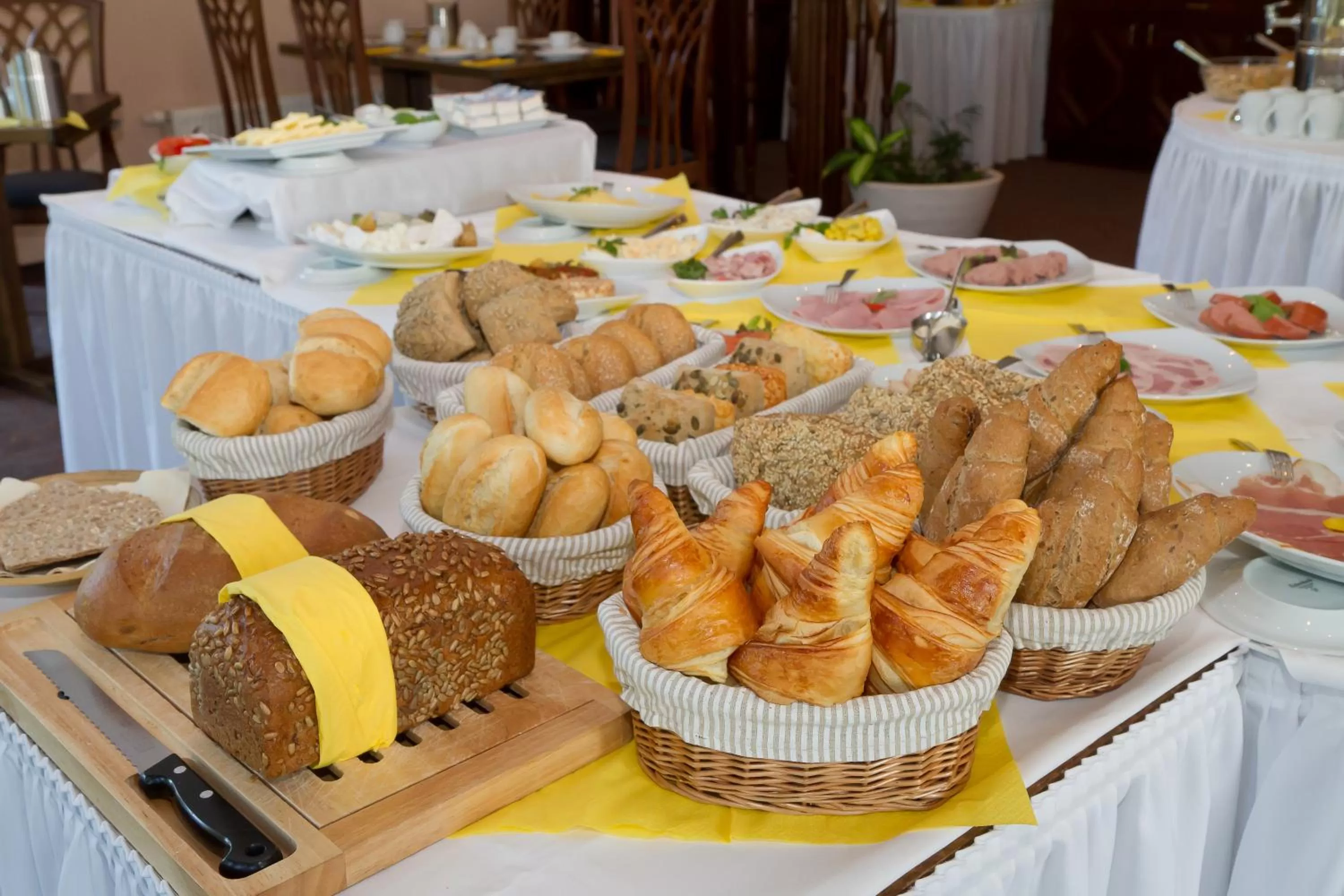 Buffet breakfast in Hotel-Marks-Garni