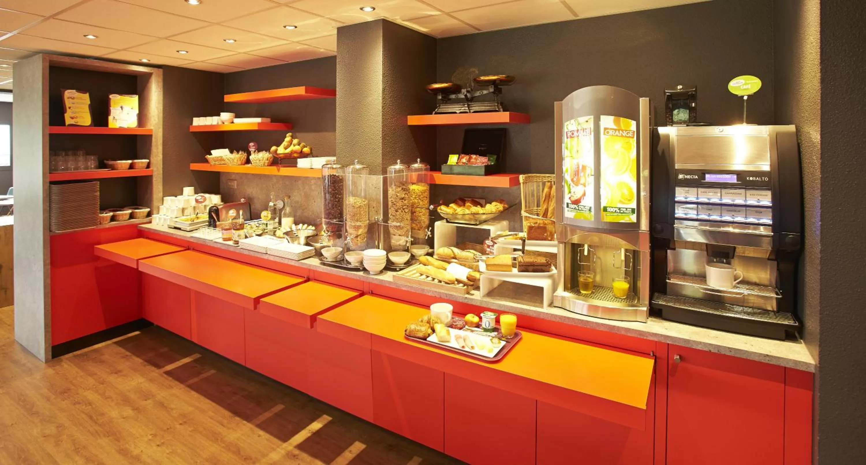 Restaurant/places to eat in Ibis Auray