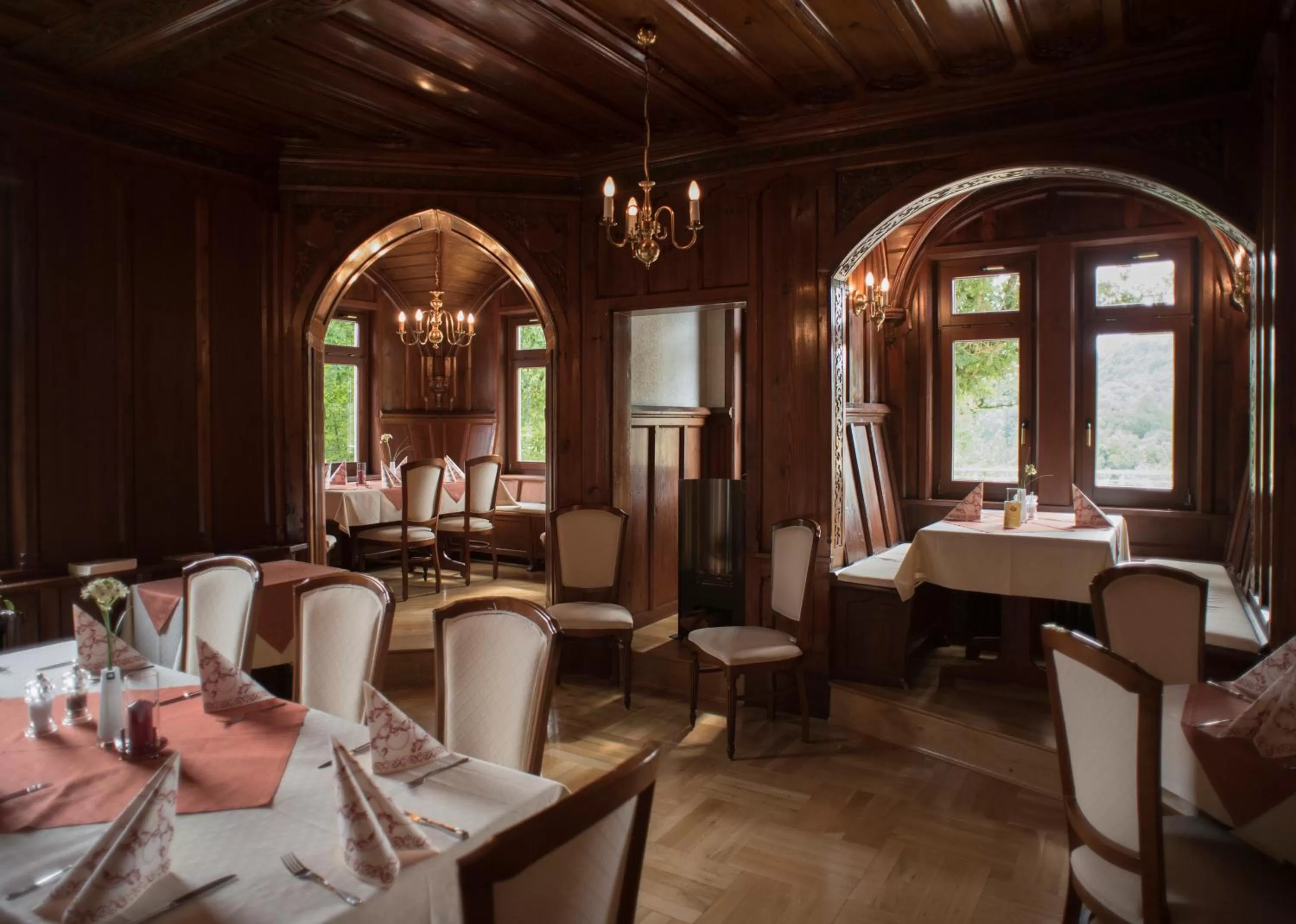 Restaurant/places to eat in Haus Hainstein