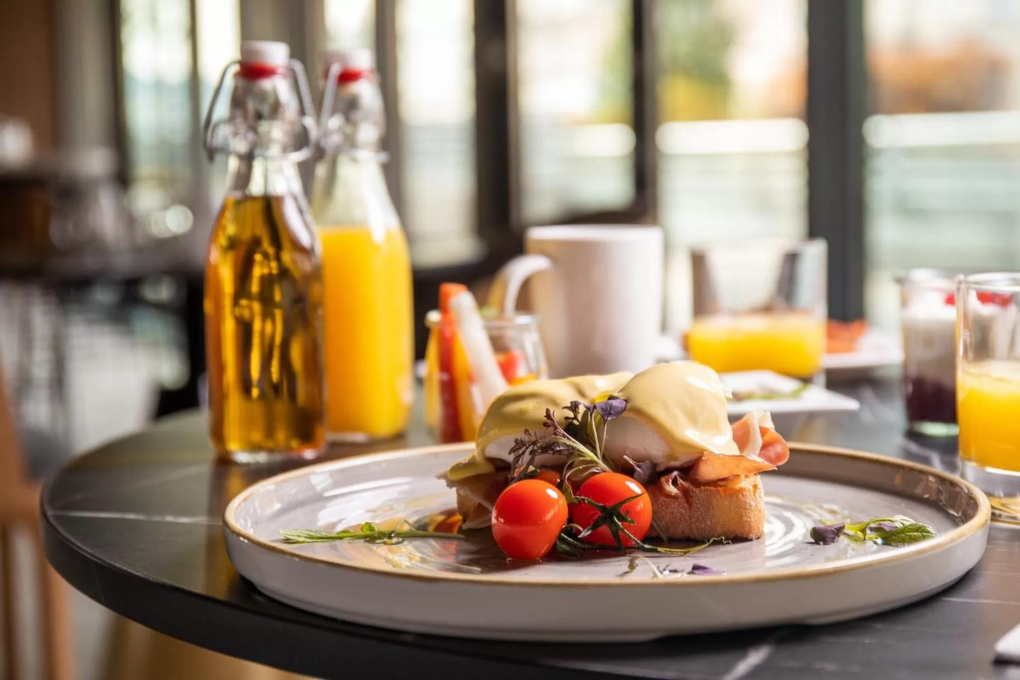 Restaurant/places to eat in Crowne Plaza Budapest by IHG