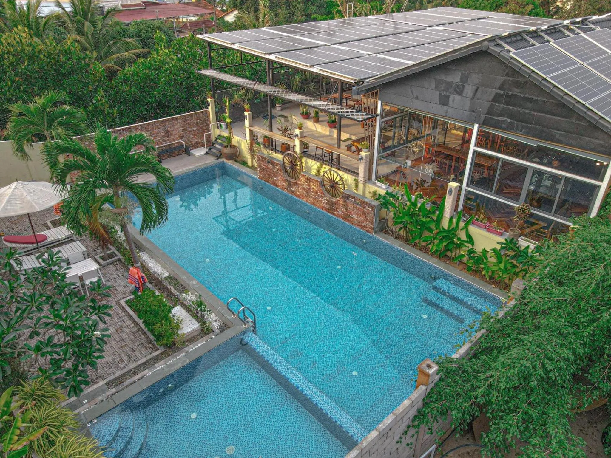 Swimming pool in Phu Quoc Village