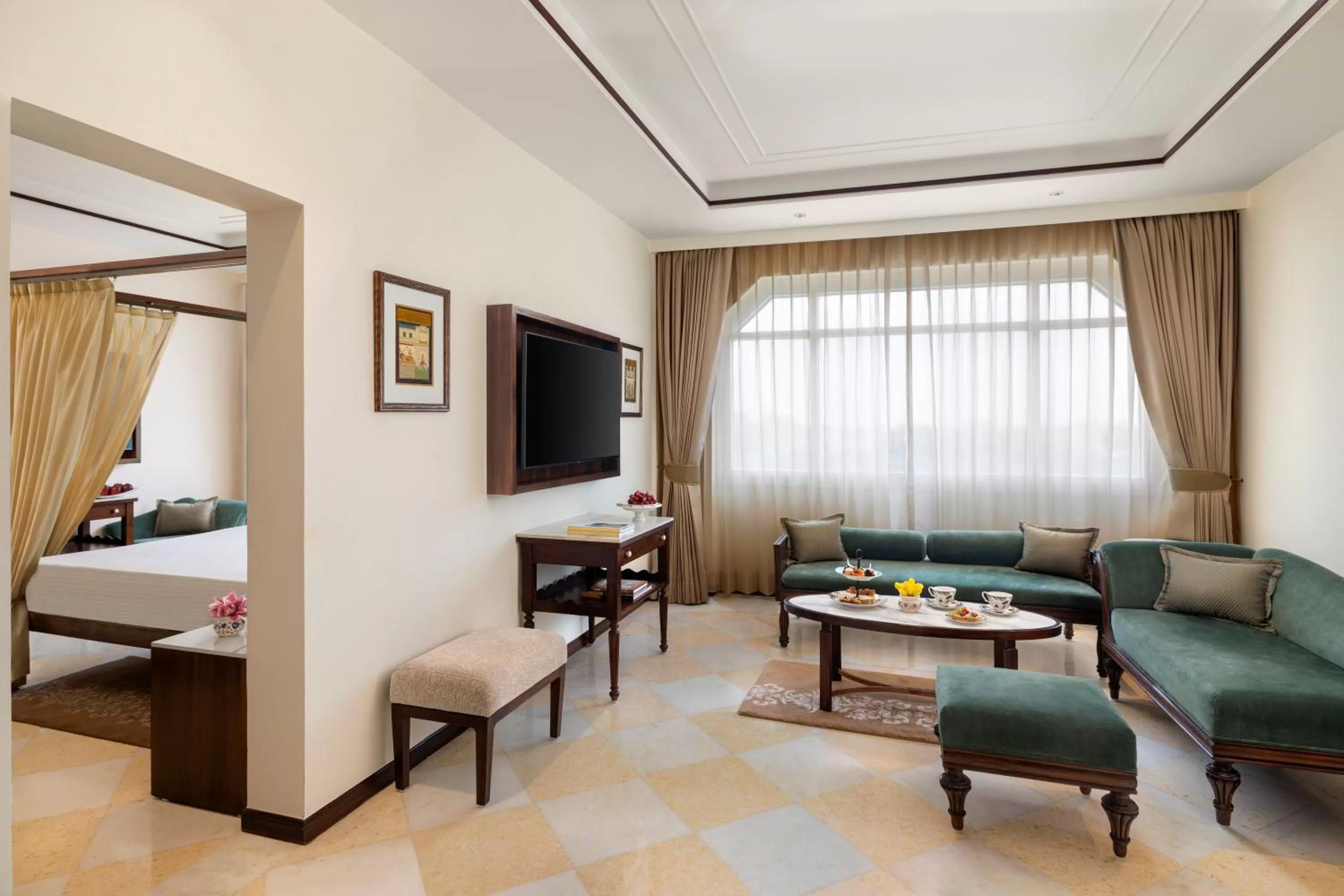 Living room, Bed in Tajview, Agra-IHCL SeleQtions