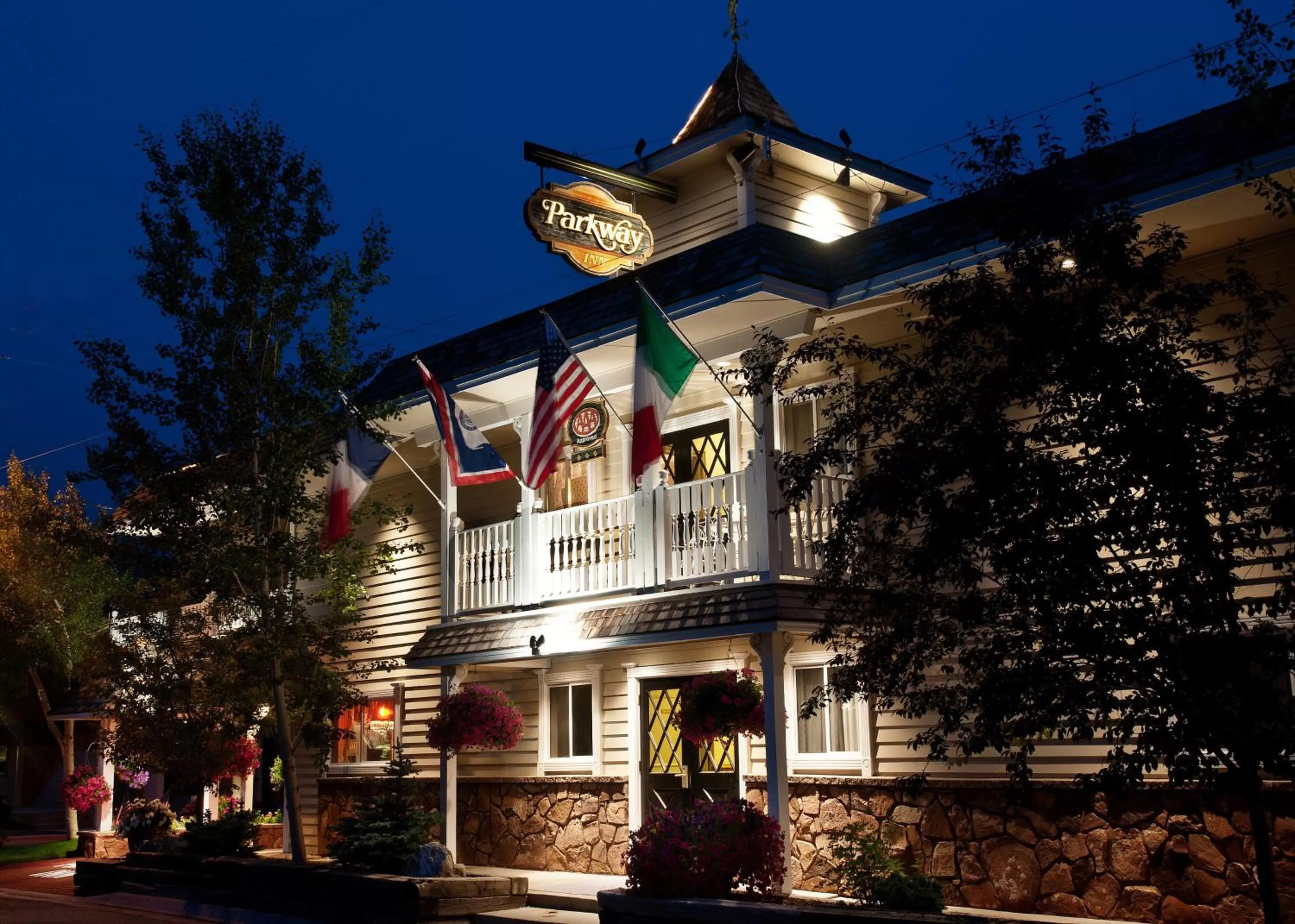Facade/entrance in Parkway Inn of Jackson Hole