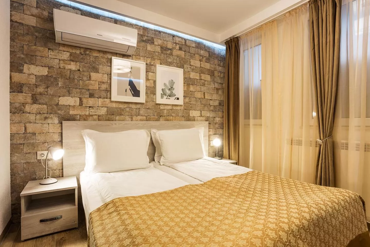 Bed in Sofia Place Hotel by HMG