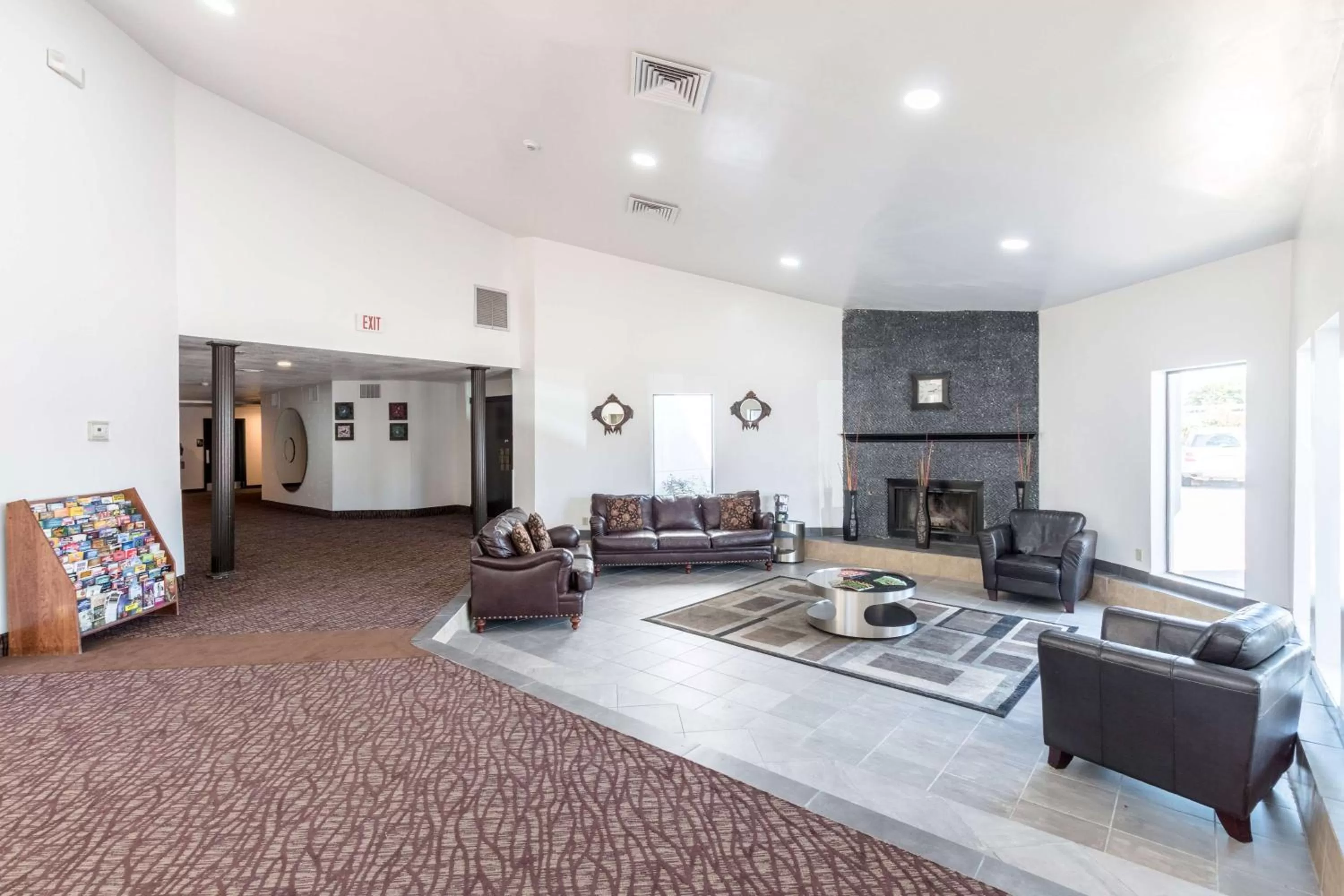 Library in Studio 6-Arlington, TX