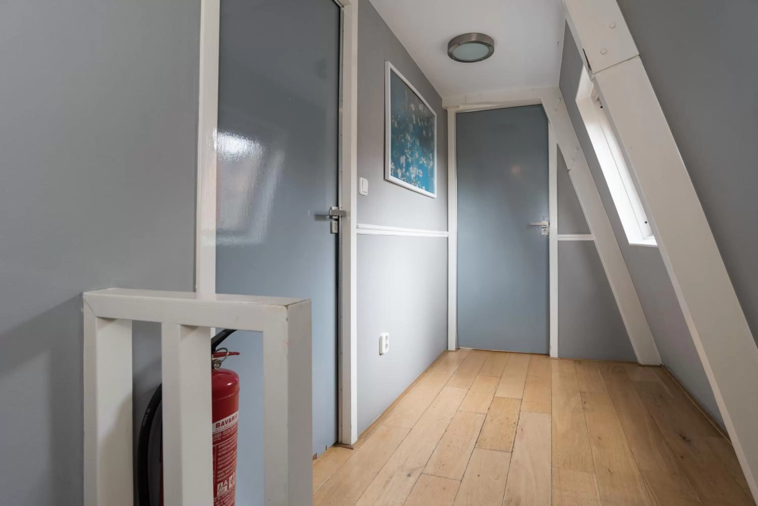 Facade/entrance in Westerpark Suites