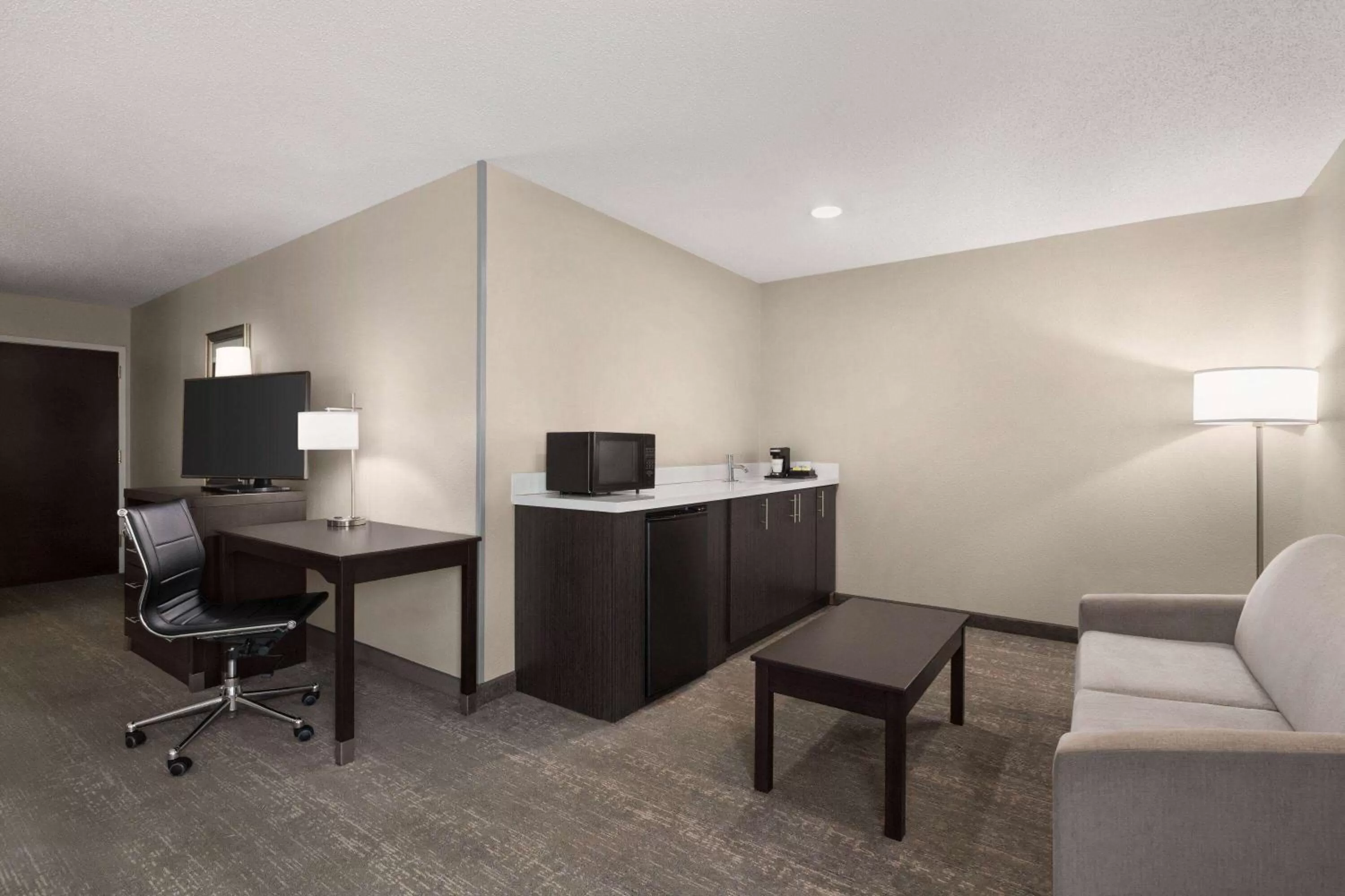 Bed in Wingate by Wyndham Port Wentworth Savannah Area