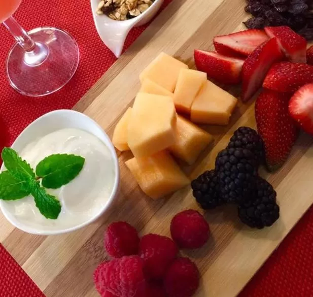 Breakfast in Ochenta Y Dos Bed & Breakfast & Spa