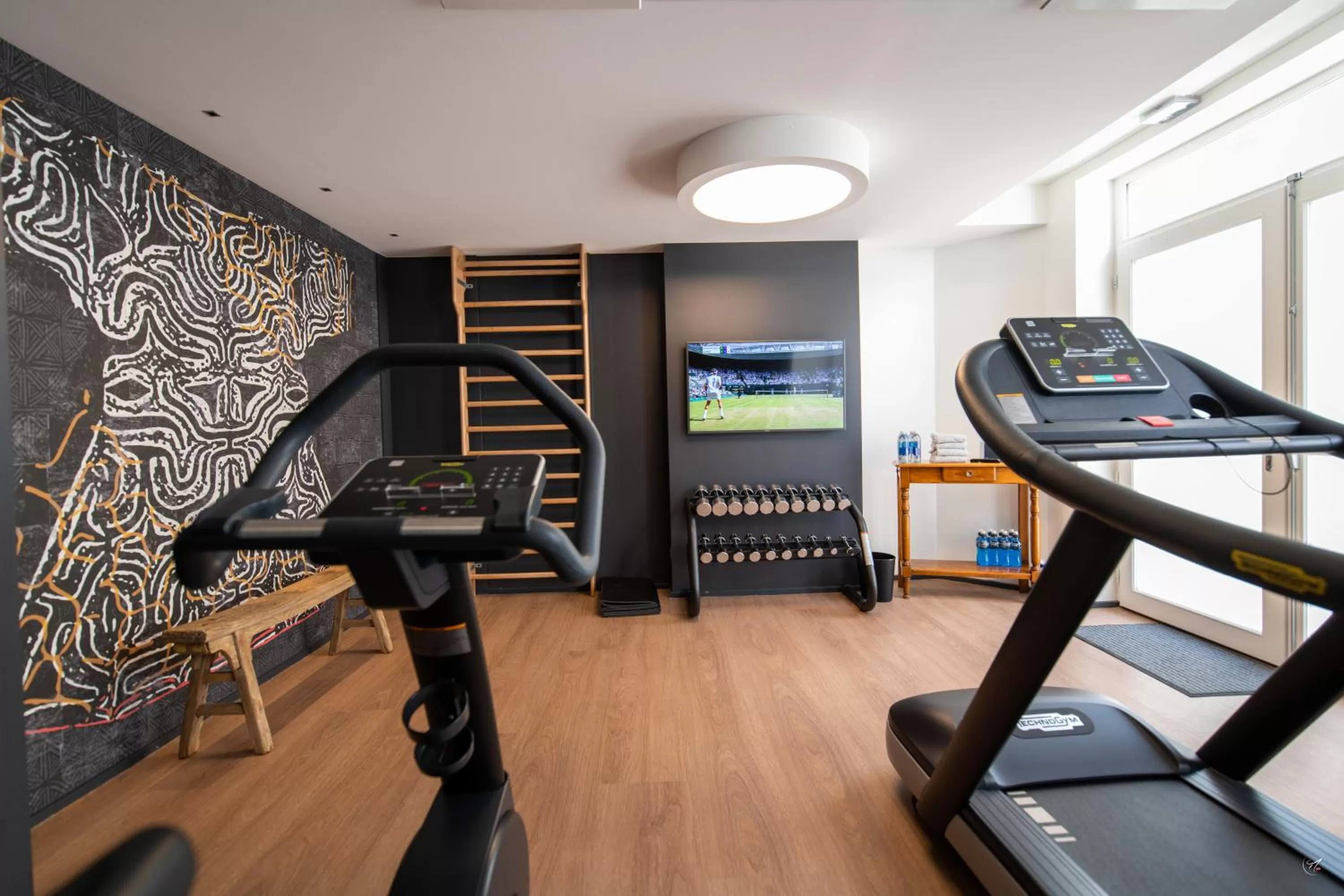 Fitness centre/facilities in Continental Hotel