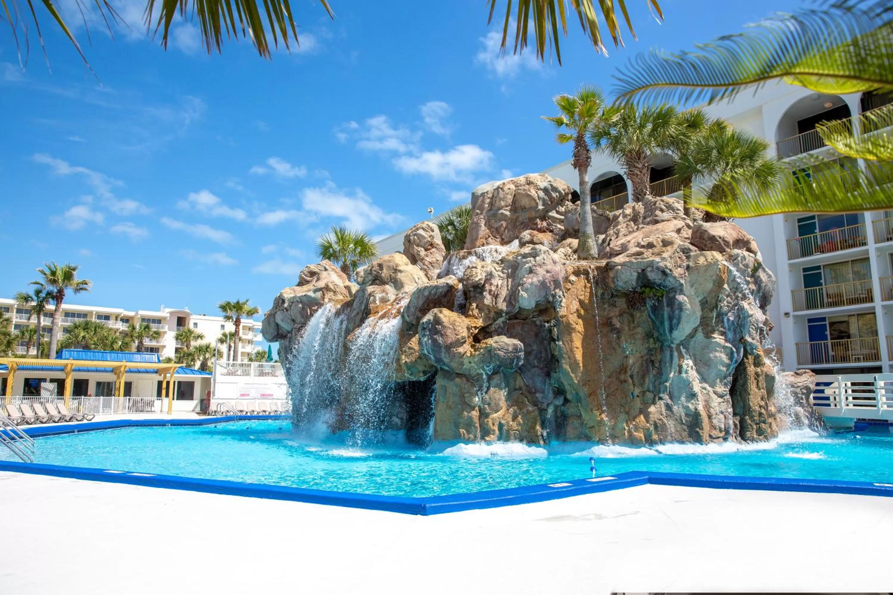 Swimming pool in The Island Resort at Fort Walton Beach