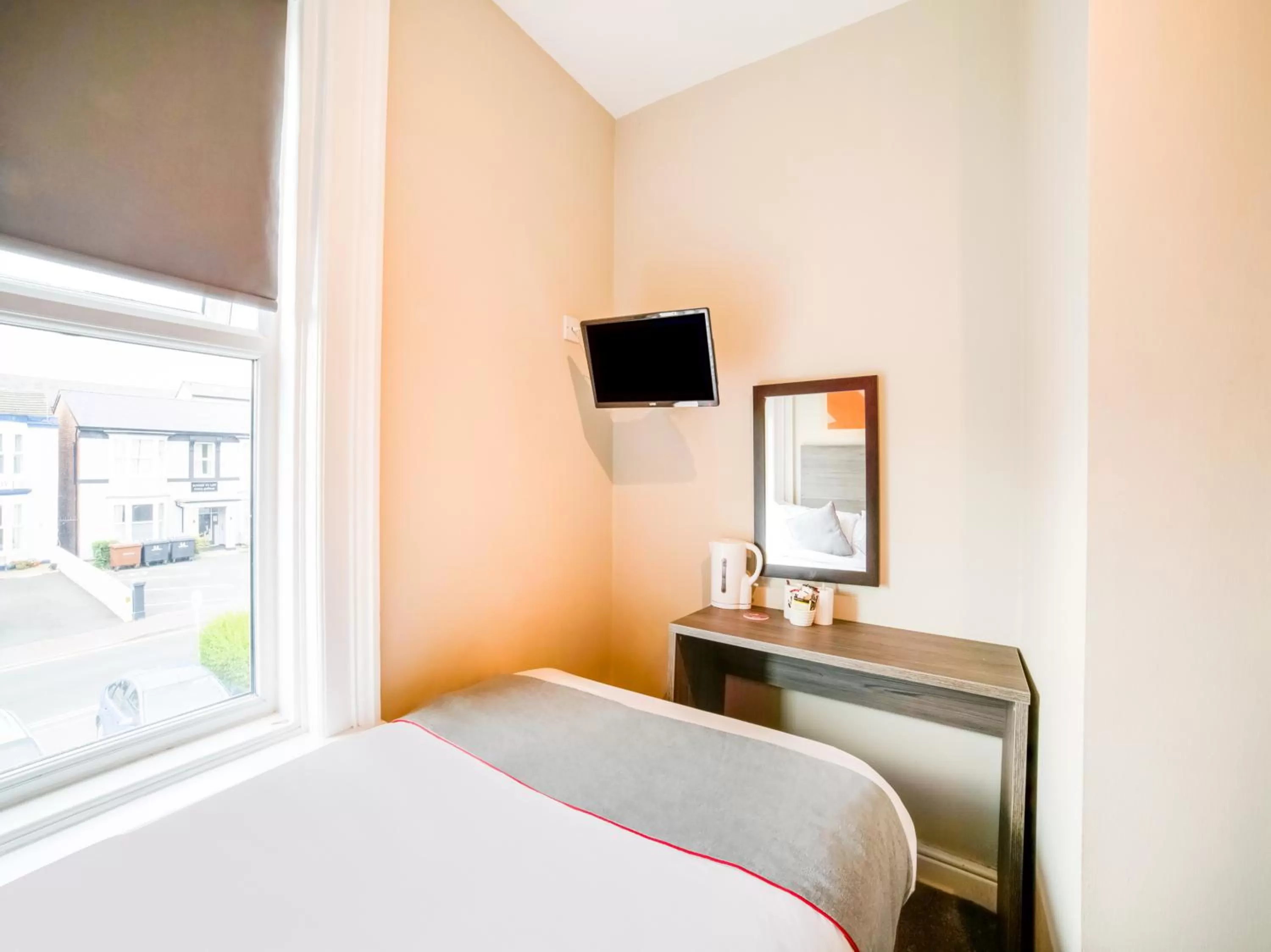 Photo of the whole room in Tequila and Dunlin Rooms Southport Central