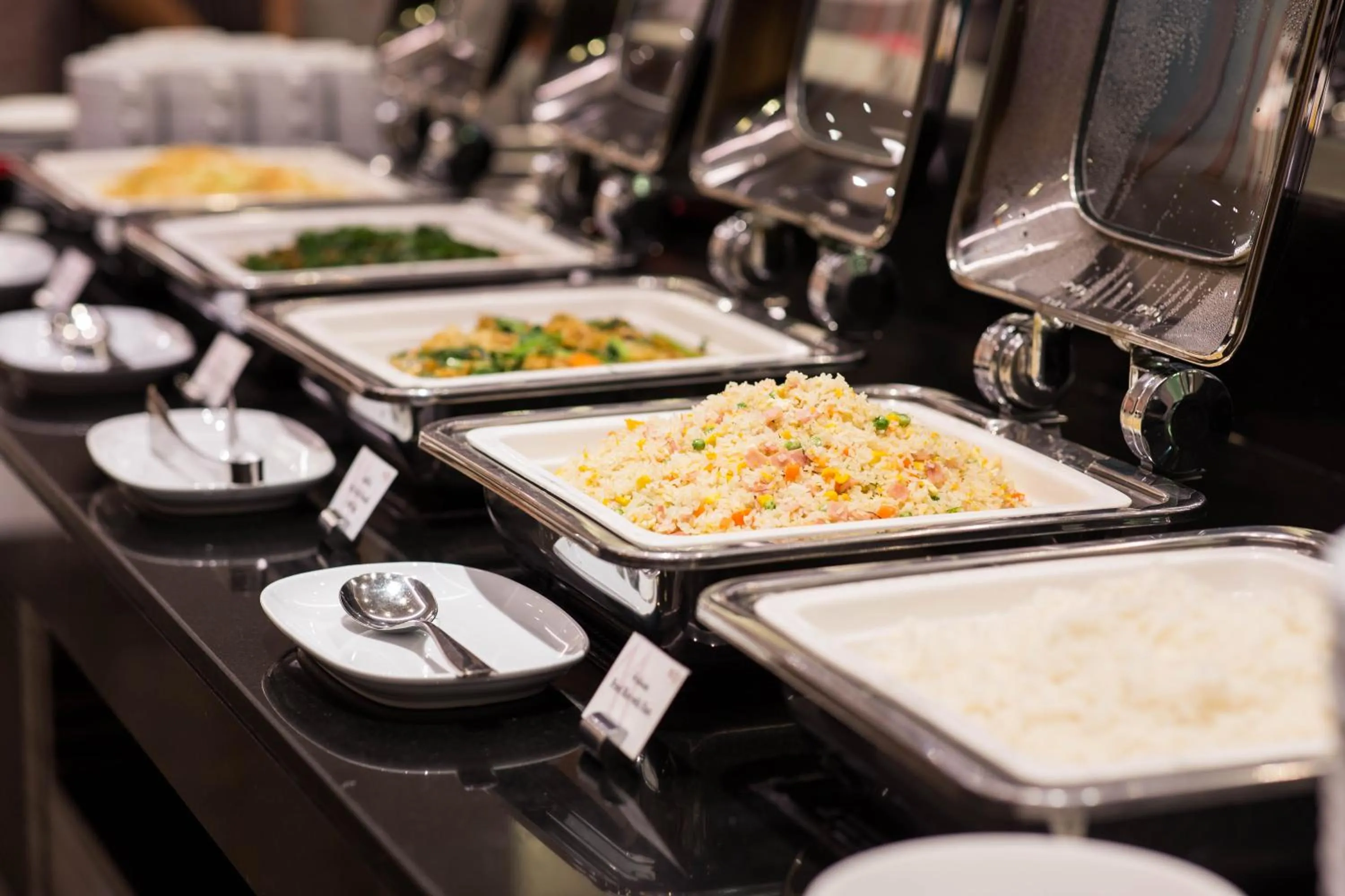 Food in Mida Grande Hotel Dhavaravati Nakhon Pathom - SHA PLUS